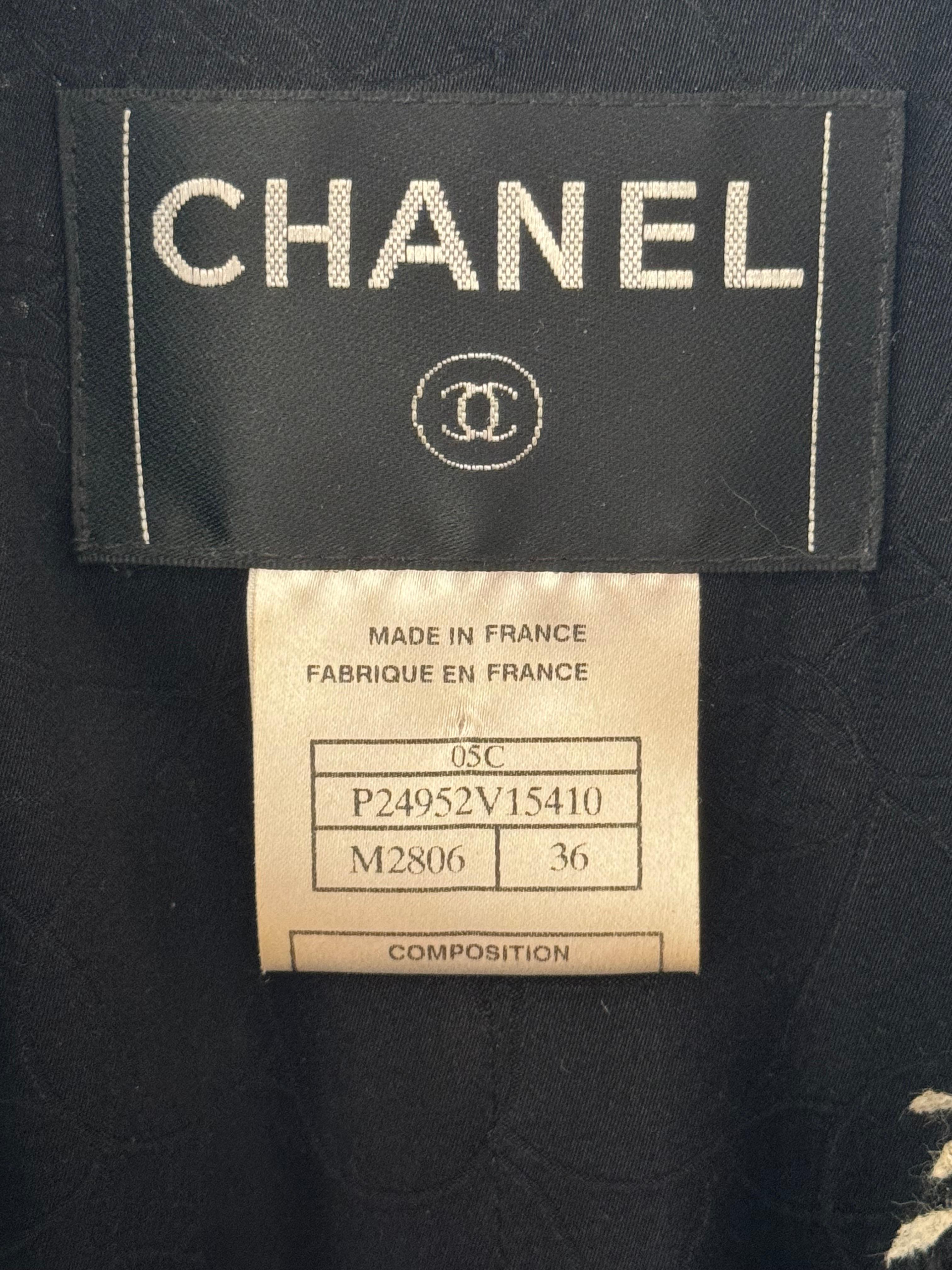 Chanel Cruise 2005 le diable porte une veste Prada  en vente 1