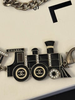 Chanel Cruise 2007 rare runway train logo belt/necklace by Karl Lagerfeld