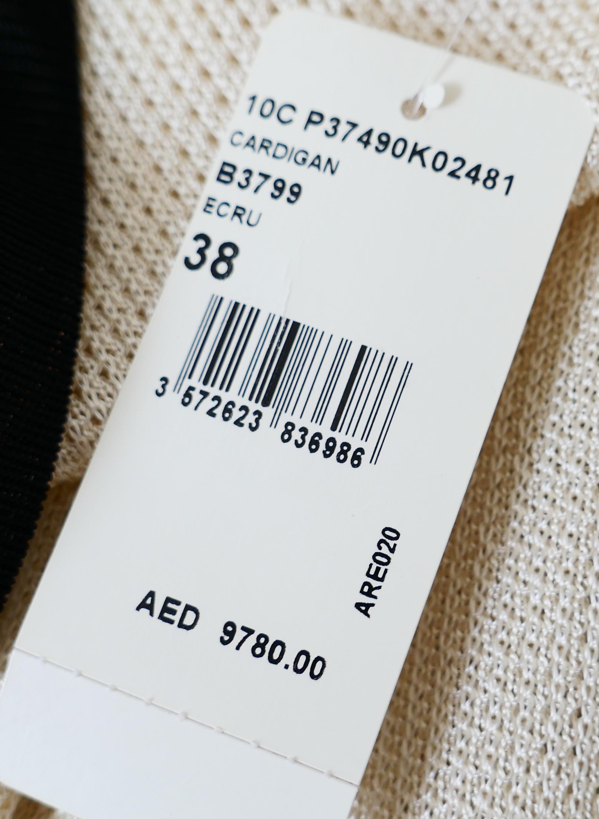 Chanel Cruise 2010 10C Cappotto cardigan crema e nero in vendita 6