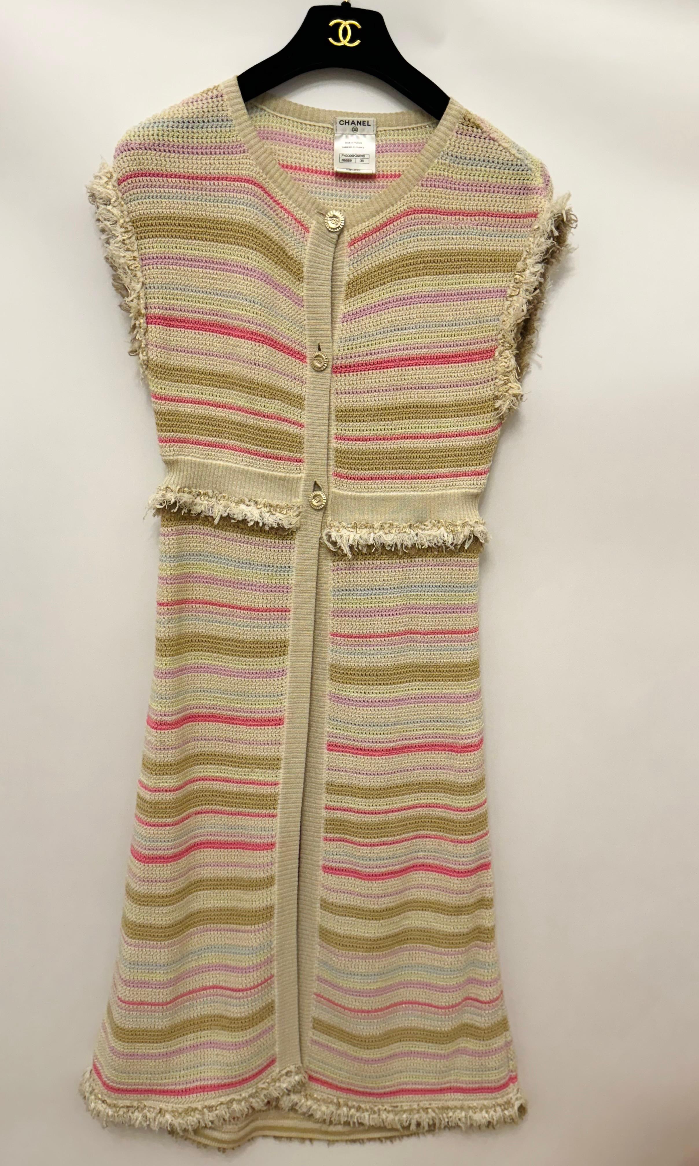 Chanel Cruise 2011 Parigi Saint Tropez colori pastello passerella cardigan lungo in vendita 3