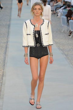 CHANEL Cruise 2012 Runway White Fluffy Tweed Jacket 34 FR