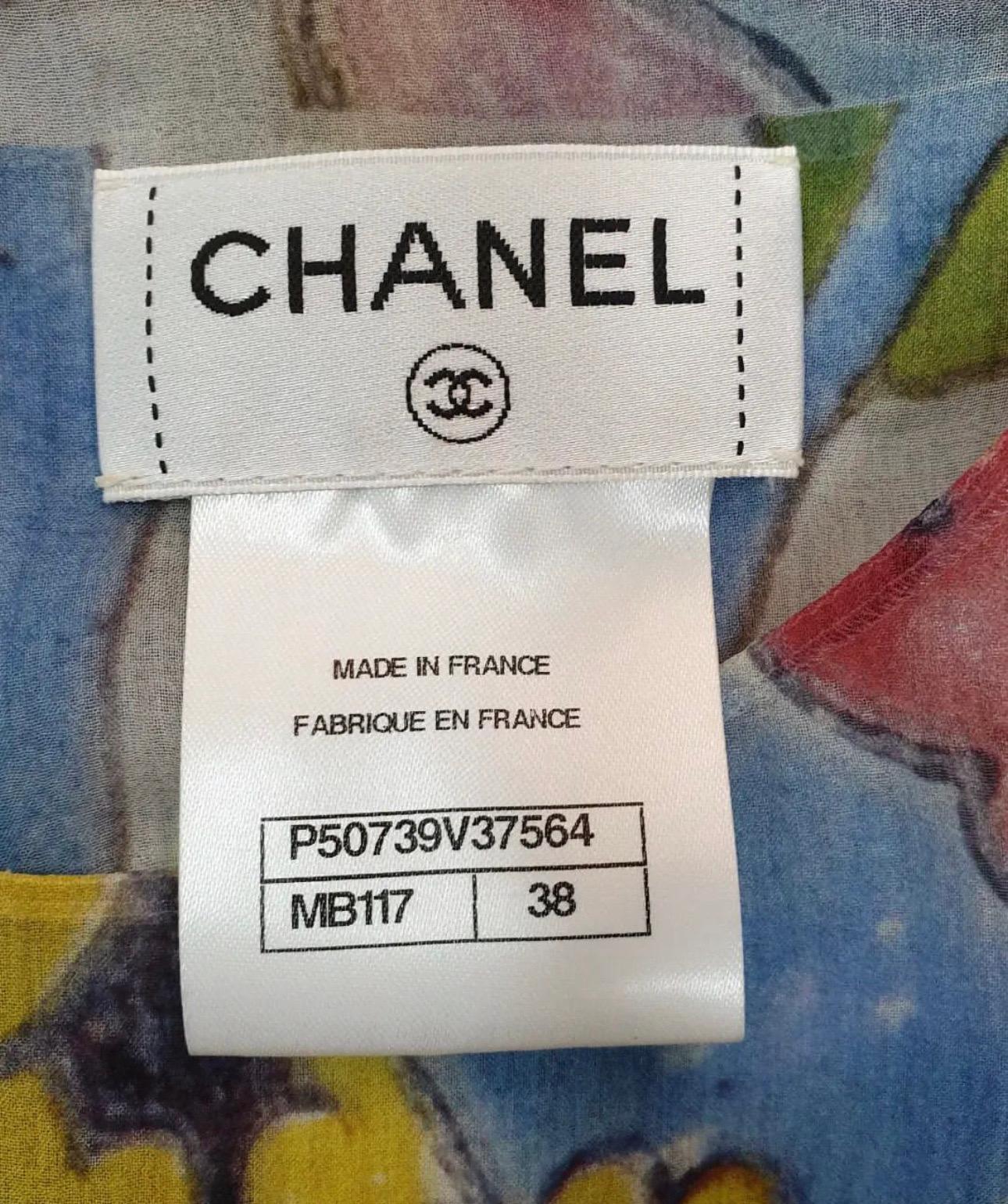 Chanel Cruise 2014-2015 Dubai Floral Silk Top Blouse In Excellent Condition For Sale In Krakow, PL