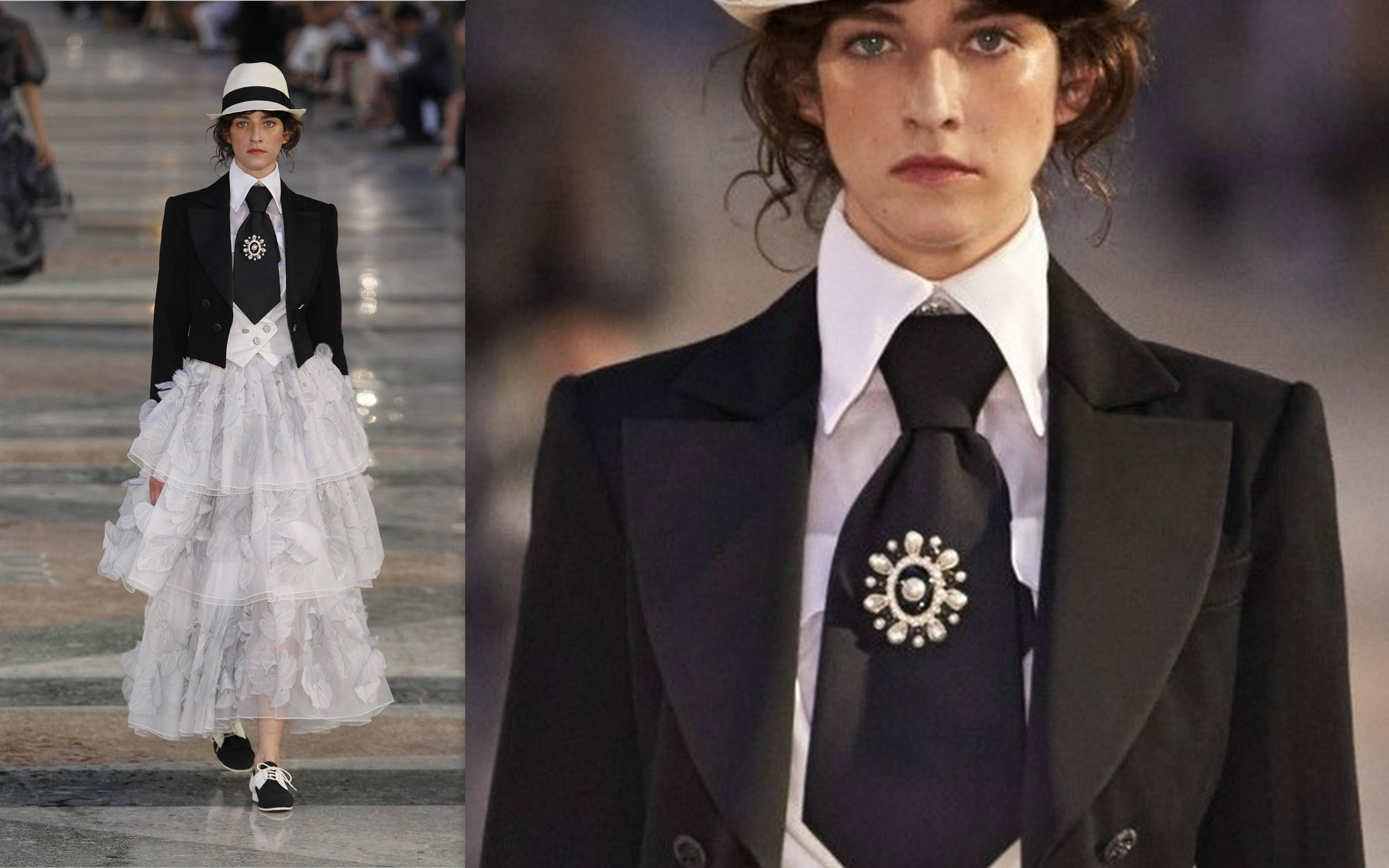 Chanel Cruise  2016/2017 Runway  Cuba Collection Black Tie  MINT In Excellent Condition In New York, NY