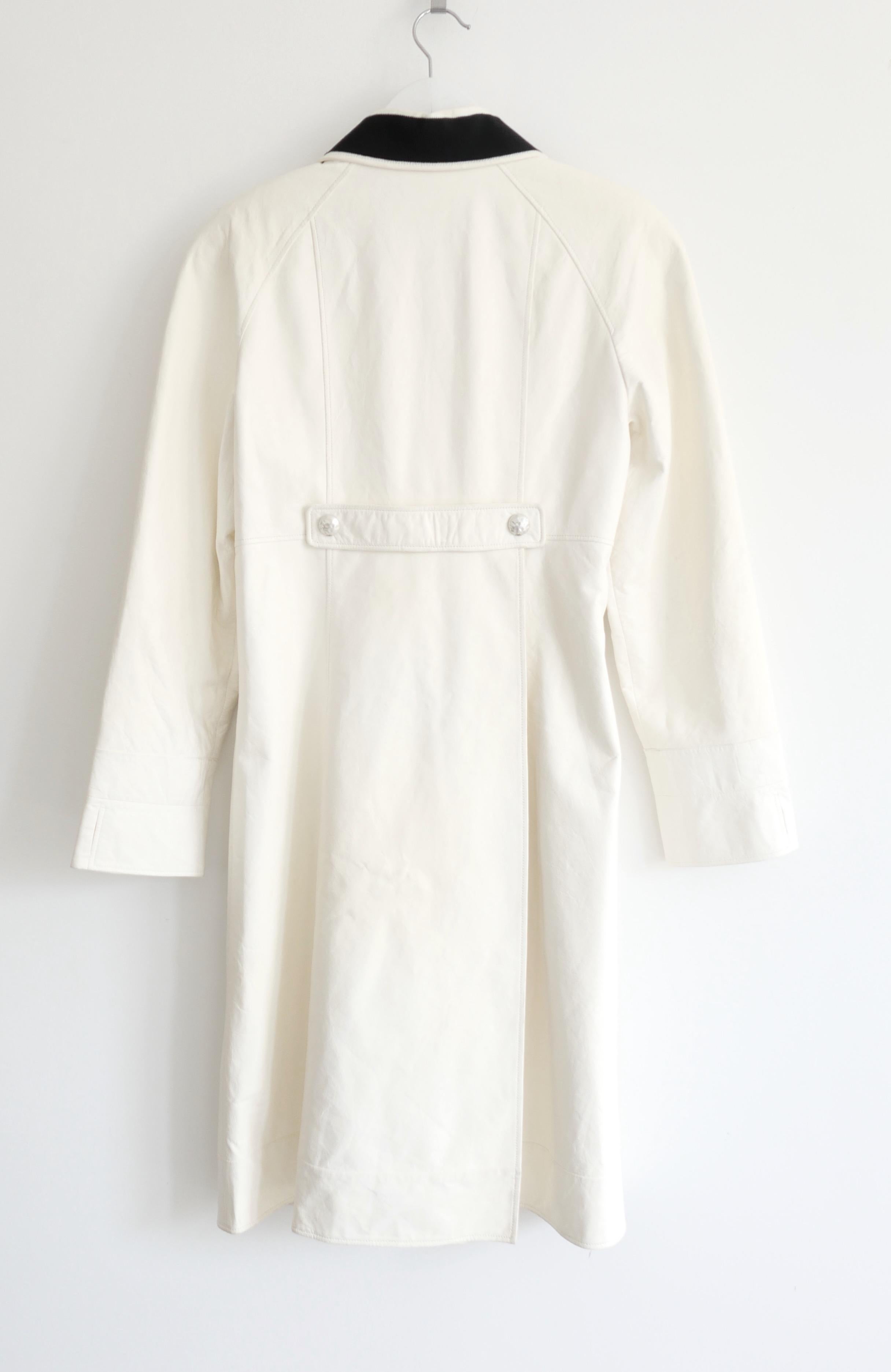 Chanel Cruise 2017 ‘Cuba’ Ribbon Neck Pearl Button Cream Lamb Leather Coat For Sale 1
