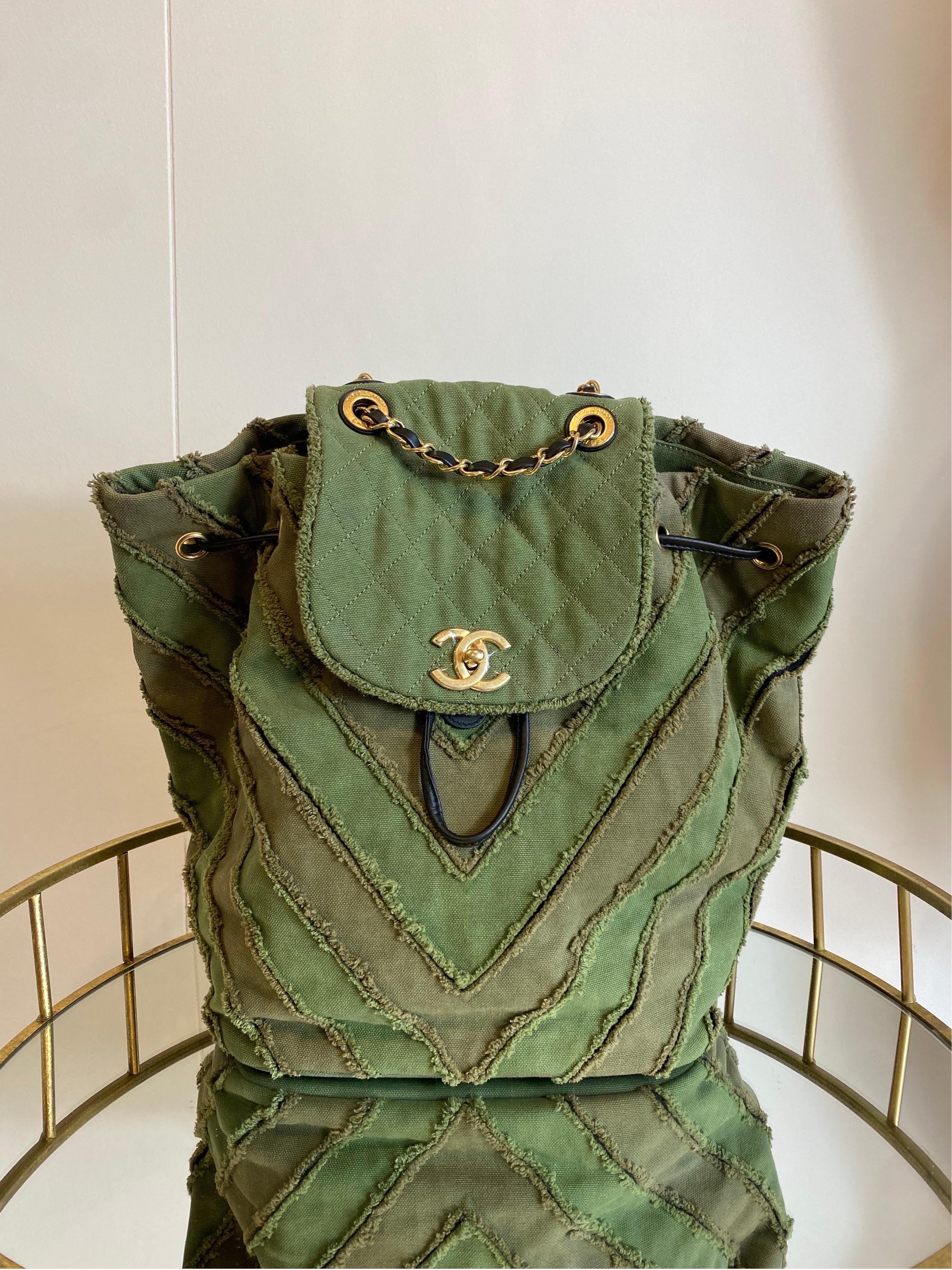 Women's or Men's Chanel Cruise 2017 green Cuba Backpack For Sale