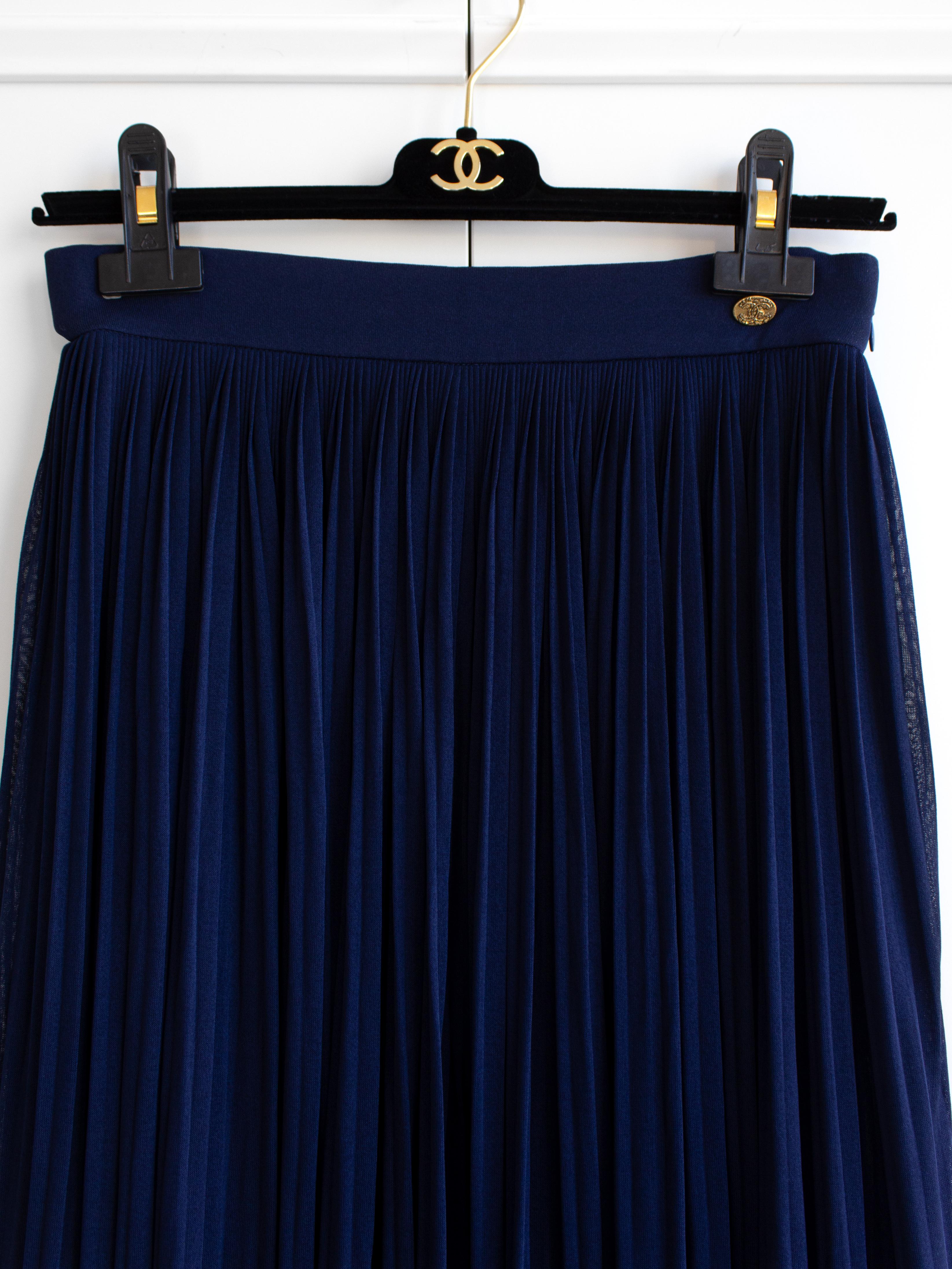Chanel Cruise 2018 Greece Navy Blue Pleated 18C Palazzo Pants For Sale 1