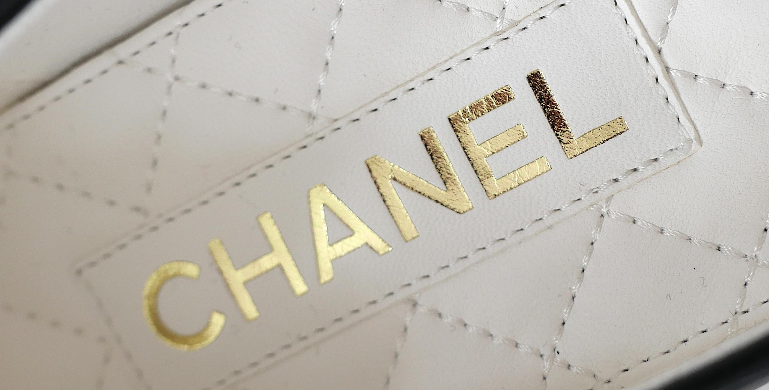 Chanel Charm Ankle Ballet Flats Spring 2022 For Sale 1