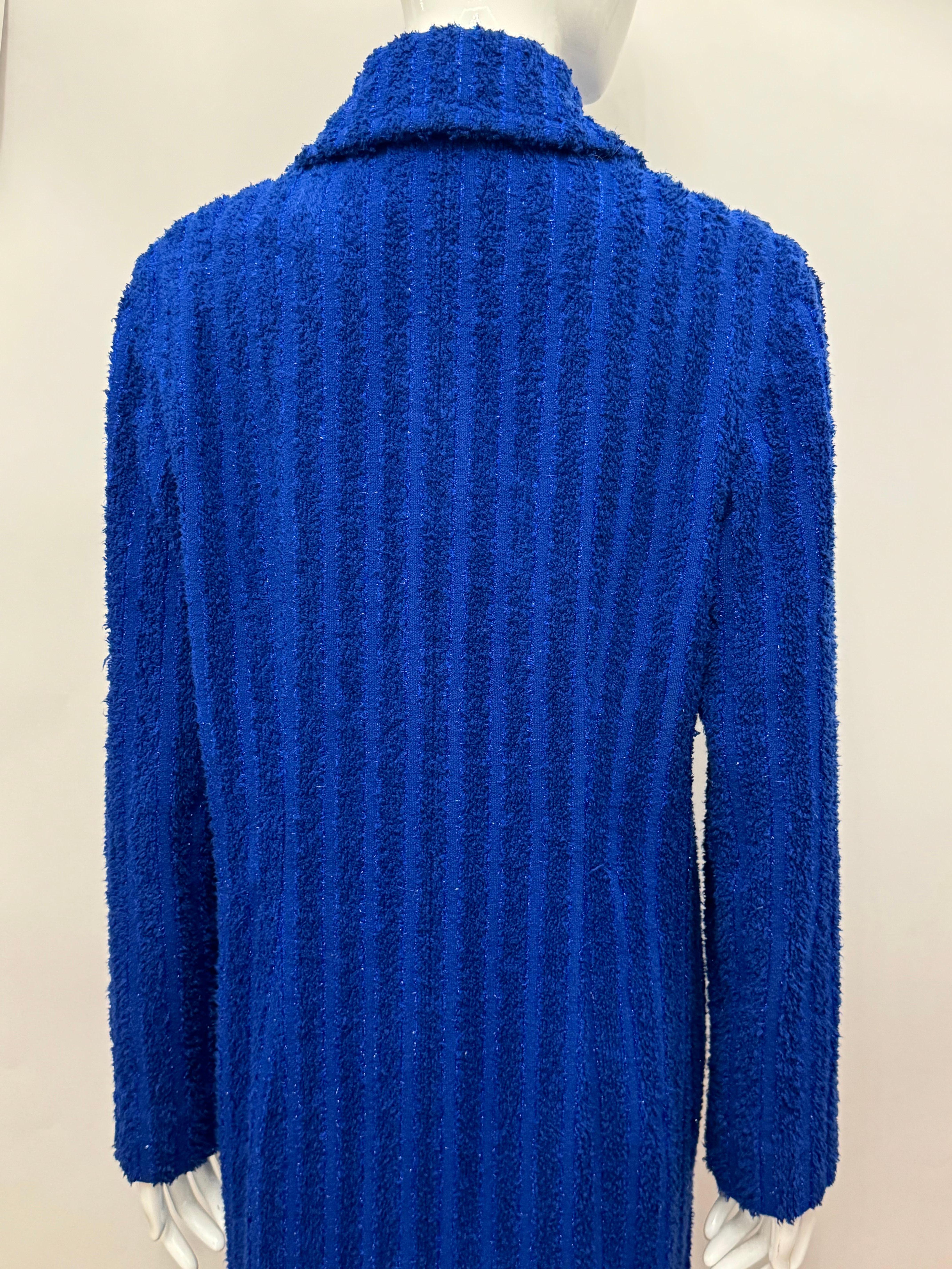 Chanel Crucero 2019 Colección La Pausa abrigo de pasarela de tweed fantasía azul real en venta 13