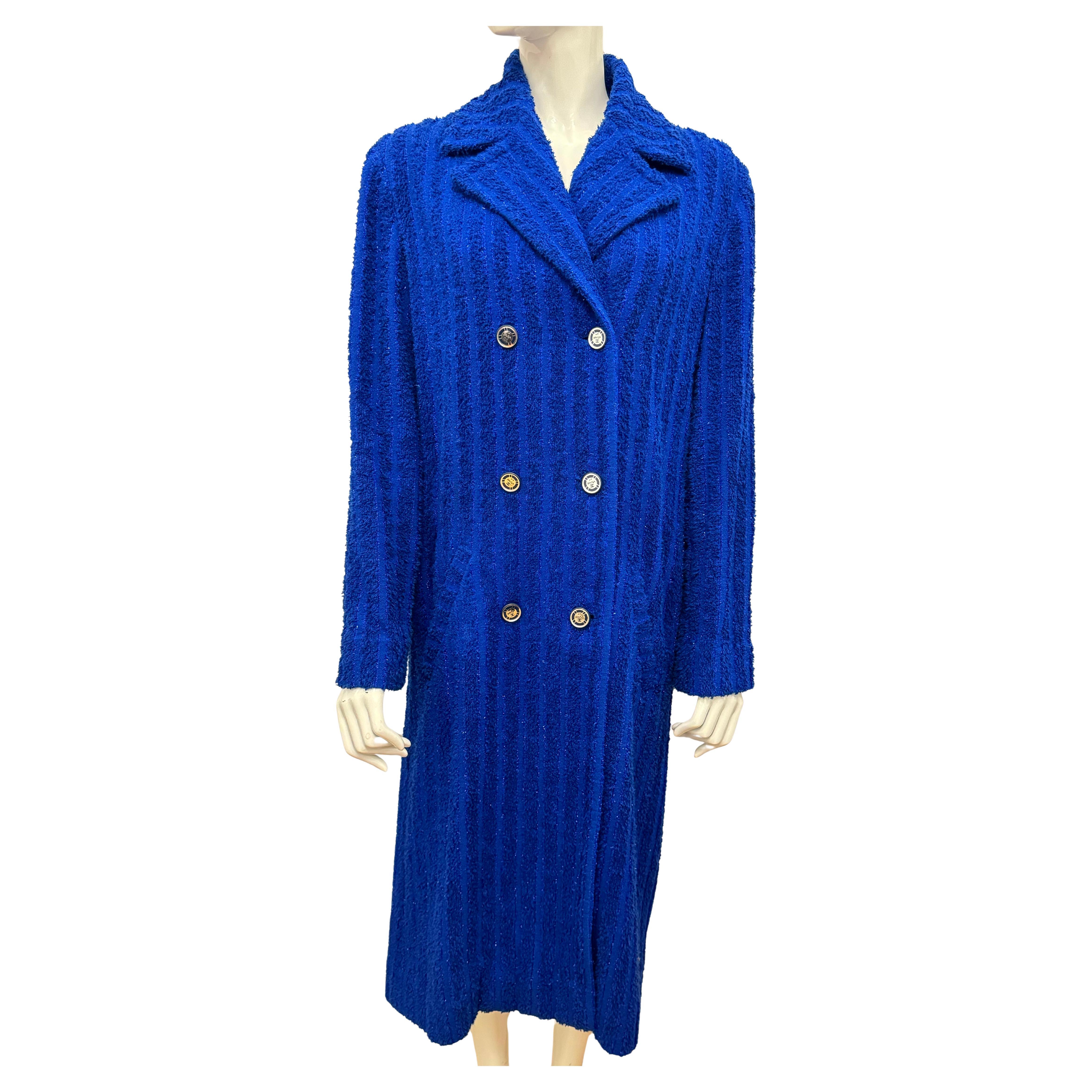 Chanel Crucero 2019 Colección La Pausa abrigo de pasarela de tweed fantasía azul real en venta