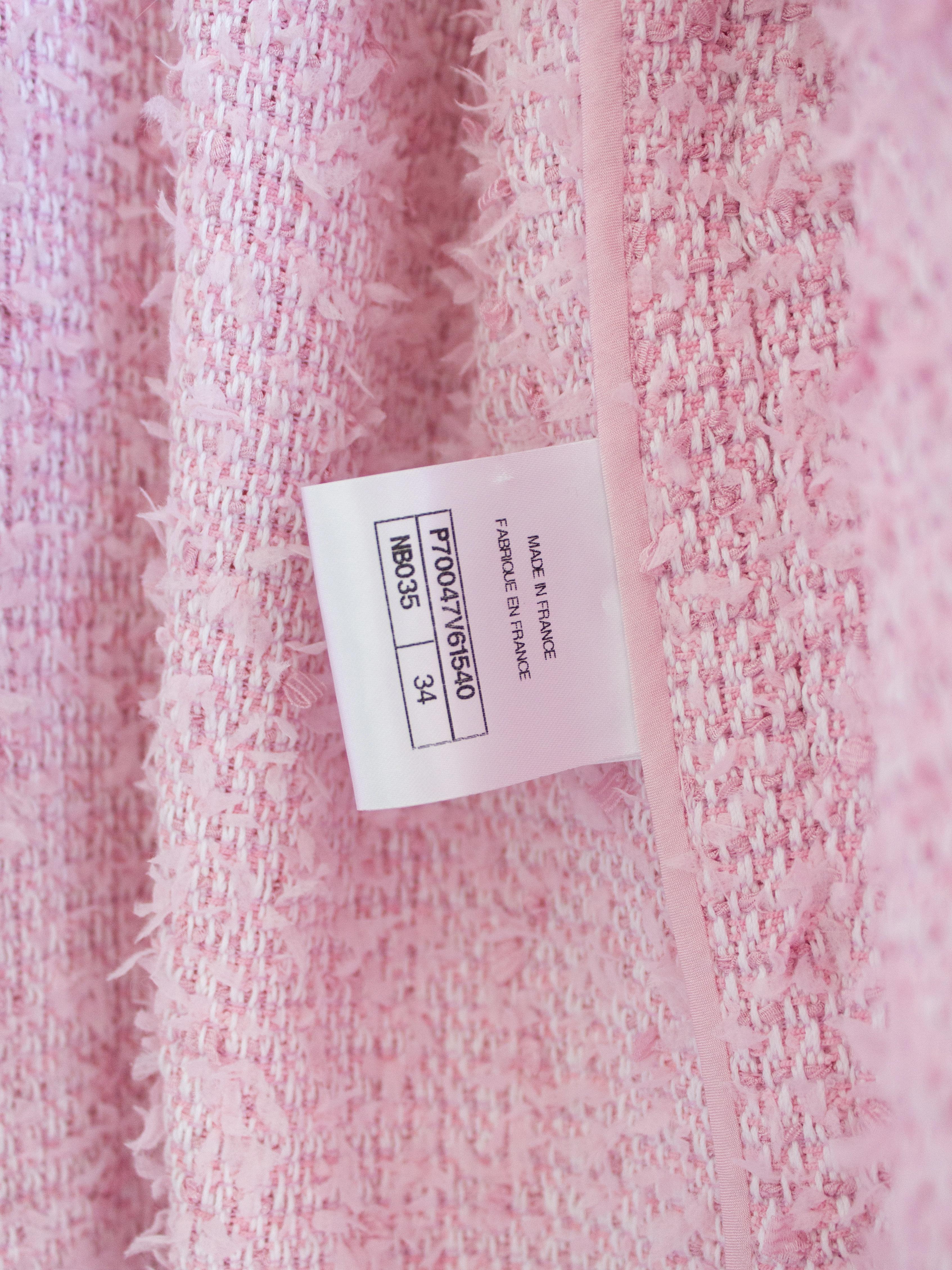 Chanel Cruise 2021 Pink Fantasy Tweed CC Logo 21C Jacket 1