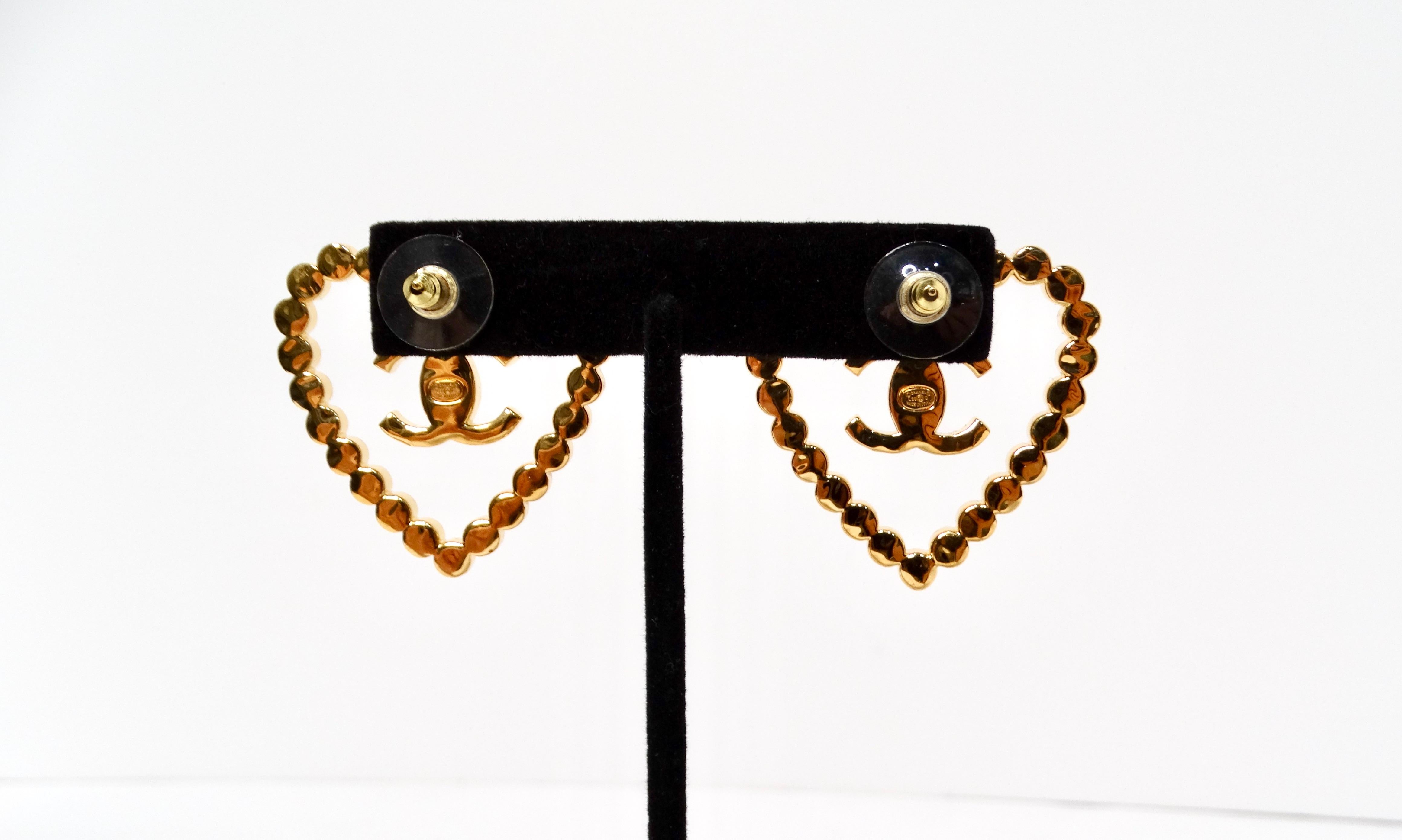 Orecchini CC Chanel Cruise 2022/23 con cristalli e placcati oro 3