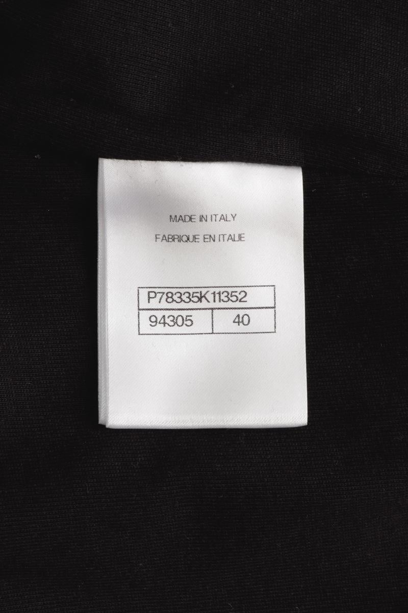 Chanel Cruise 2024/2025 Double C Logo Iridescent Black Zip Up Hoodie Size 40 FR en vente 6