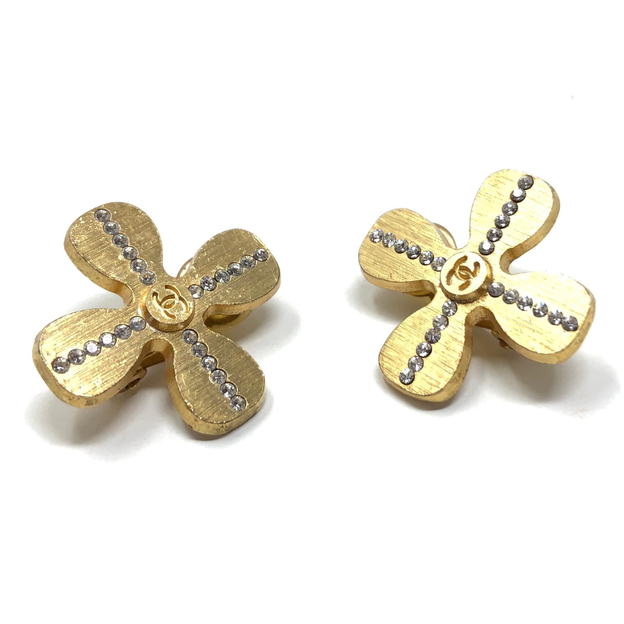 Chanel Cruise Collection 2001 Vintage Logo Clover Earrings In Good Condition In Skelmersdale, GB