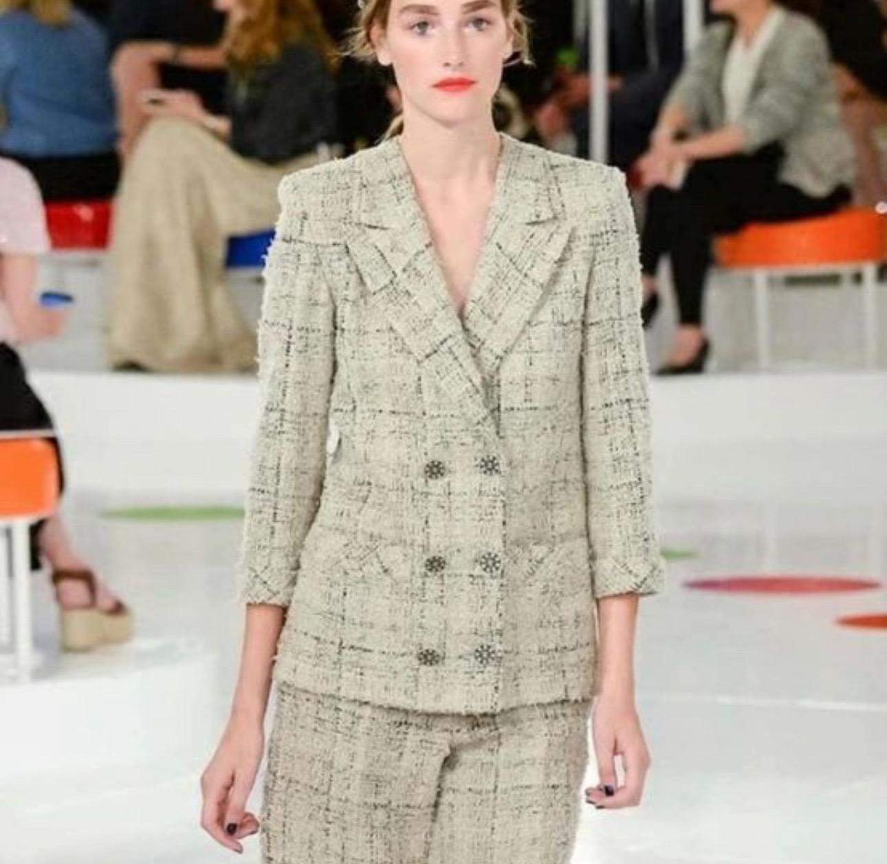 Women's CHANEL Cruise Collection 2015 Tweed Jacket For Sale