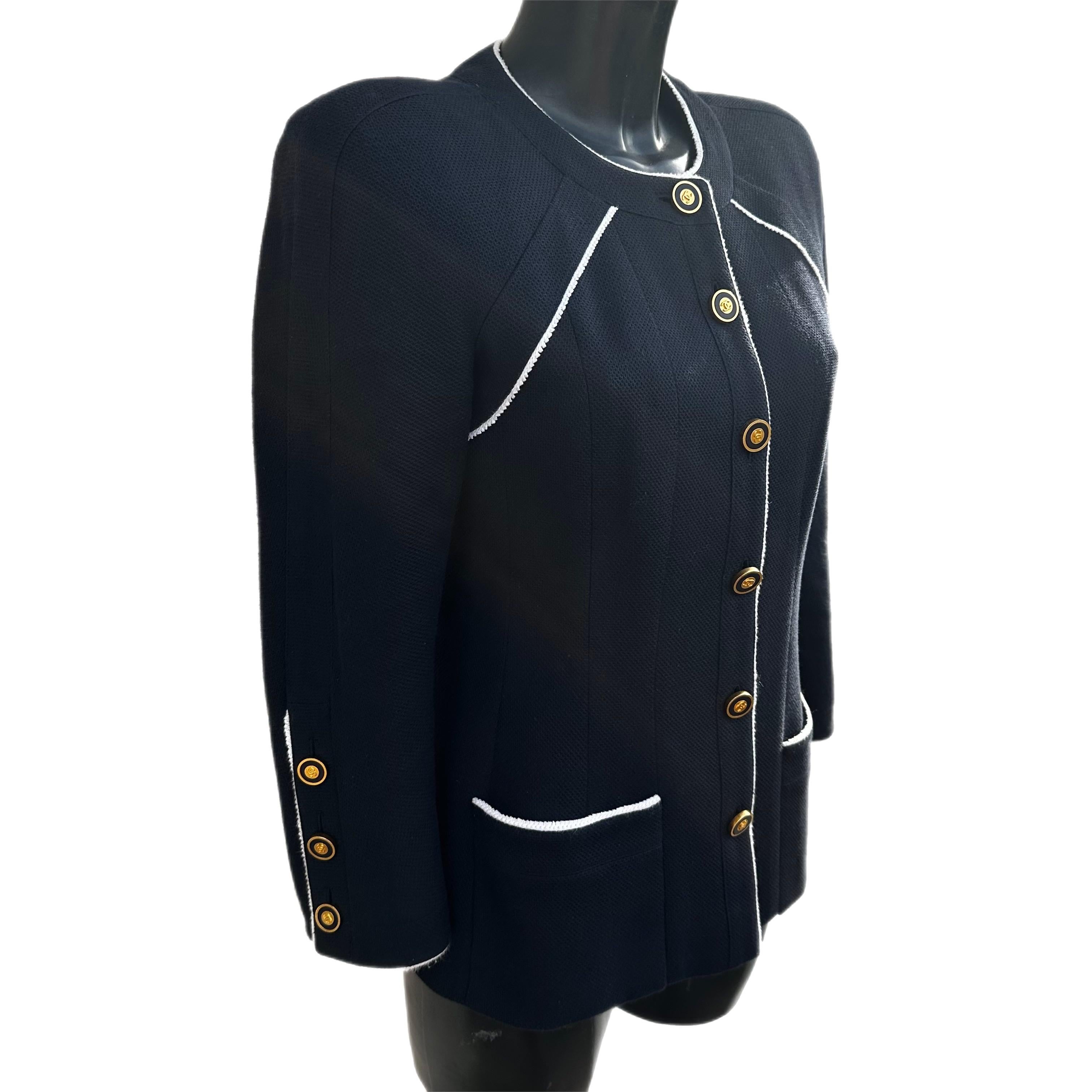Chanel cruise Jacket In Excellent Condition In Basaluzzo, IT