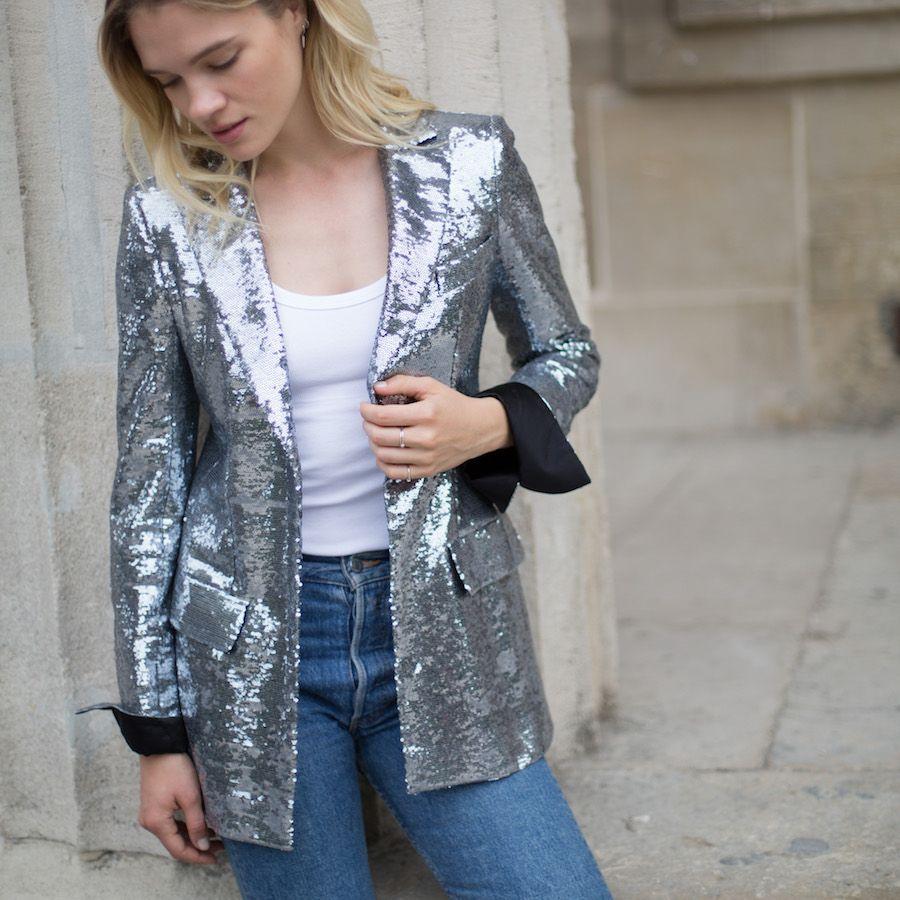 CHANEL Cruise Silver Sequins Jacket In Excellent Condition In Paris, FR