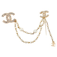 Used Chanel Crystal and Pearl Draped Chain Stick Pin