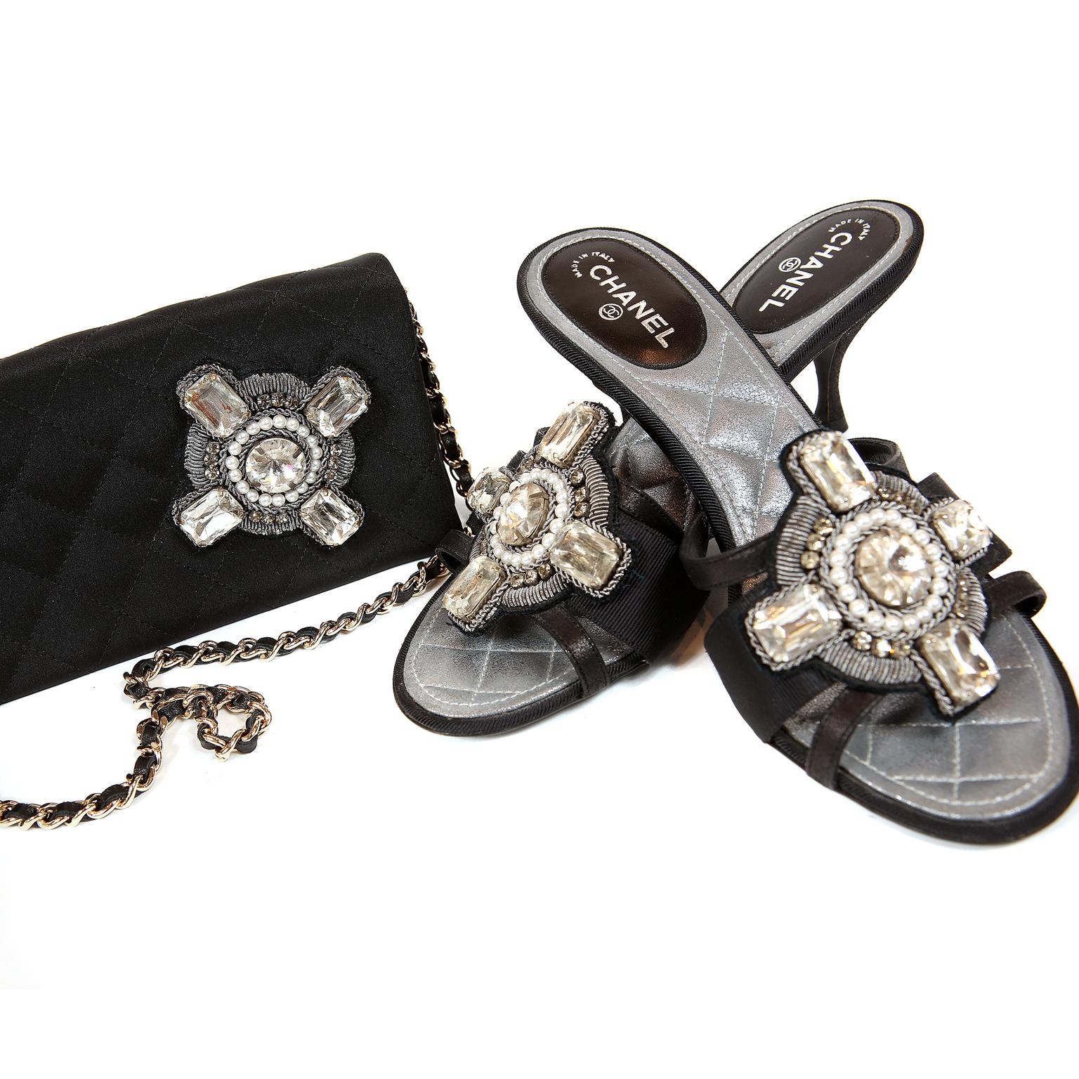 Chanel Crystal verschönert Laufsteg Schuhe, Größe 36 im Zustand „Hervorragend“ im Angebot in Palm Beach, FL