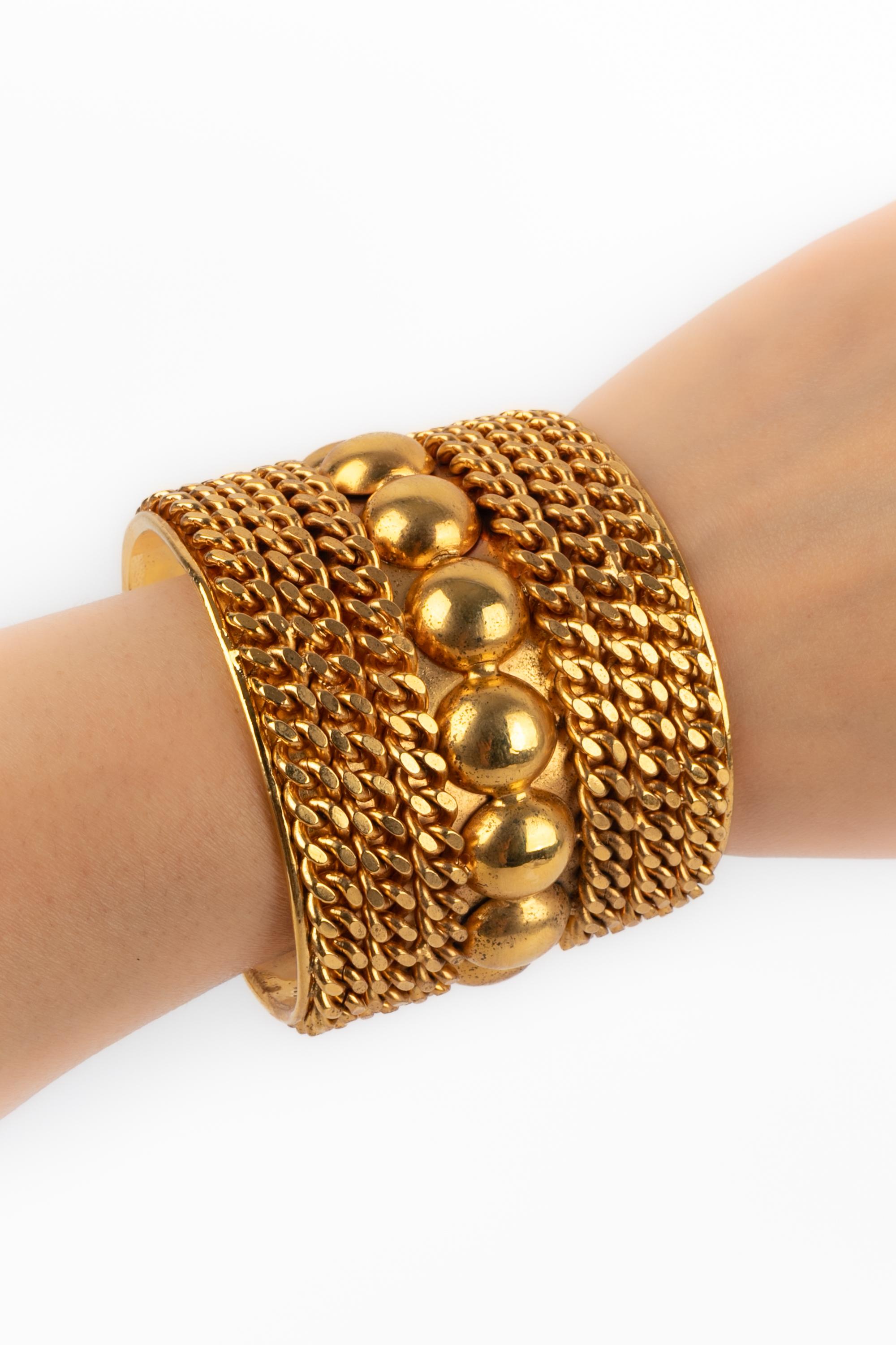 Brazalete puño Chanel años 1980 en venta 5