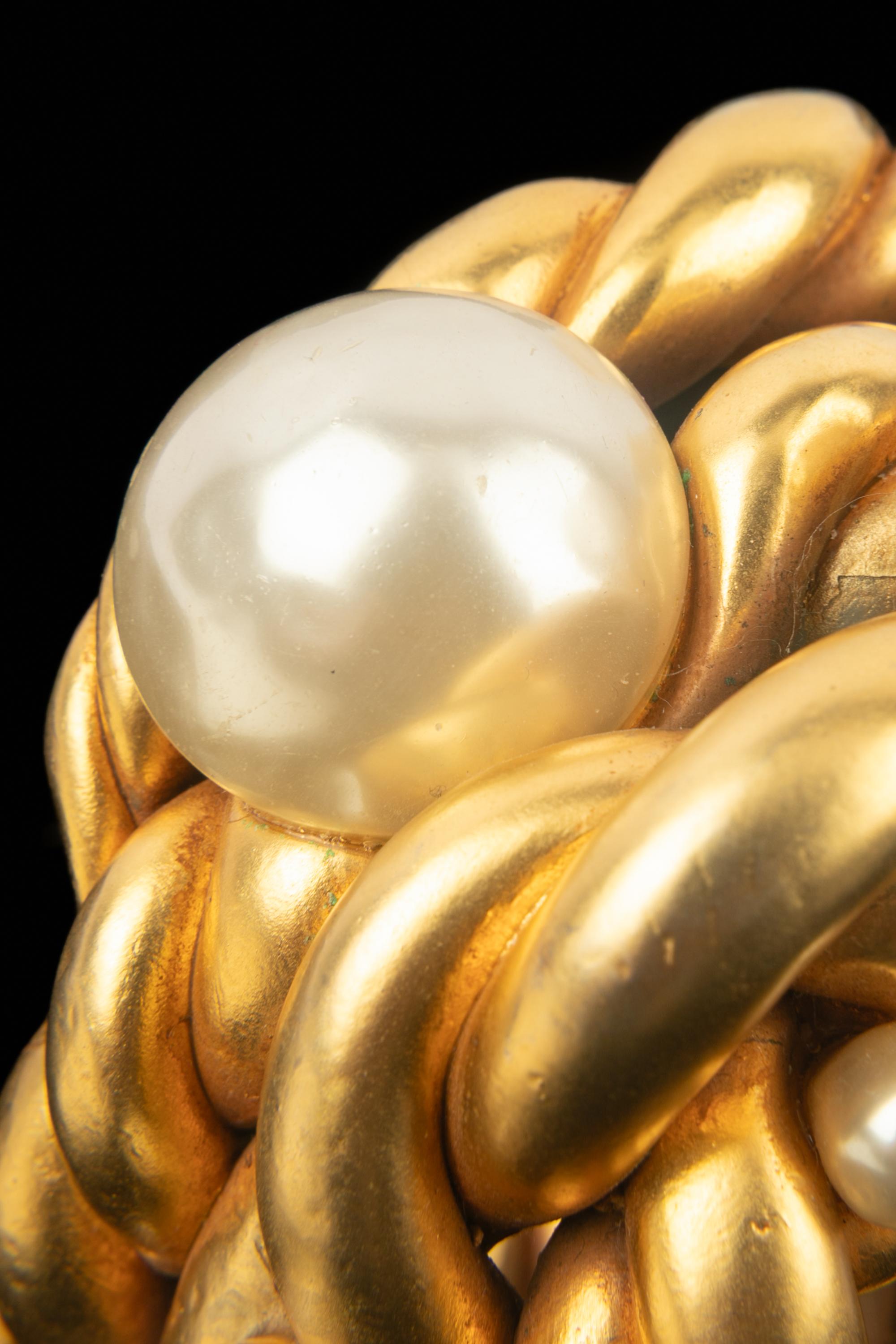 Bracelet manchette Chanel 1990 en vente 2