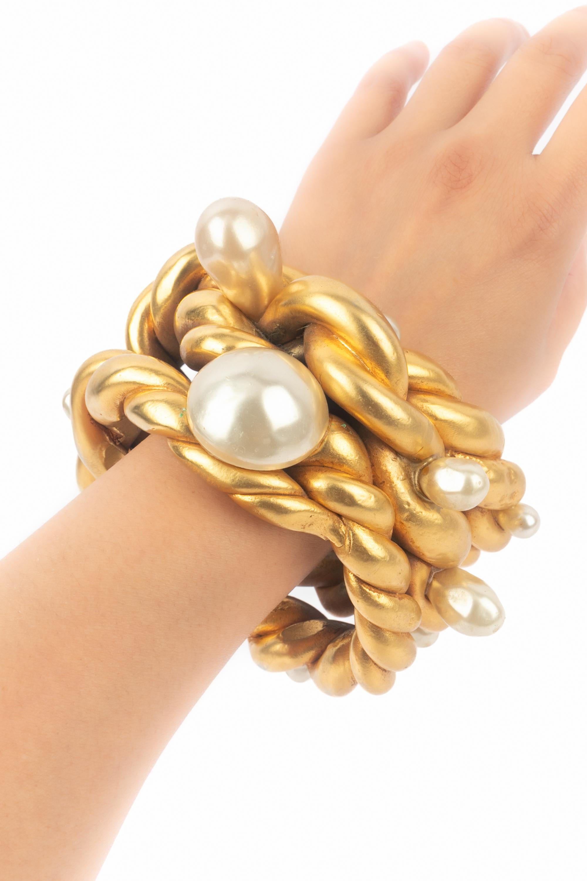 Bracelet manchette Chanel 1990 en vente 4
