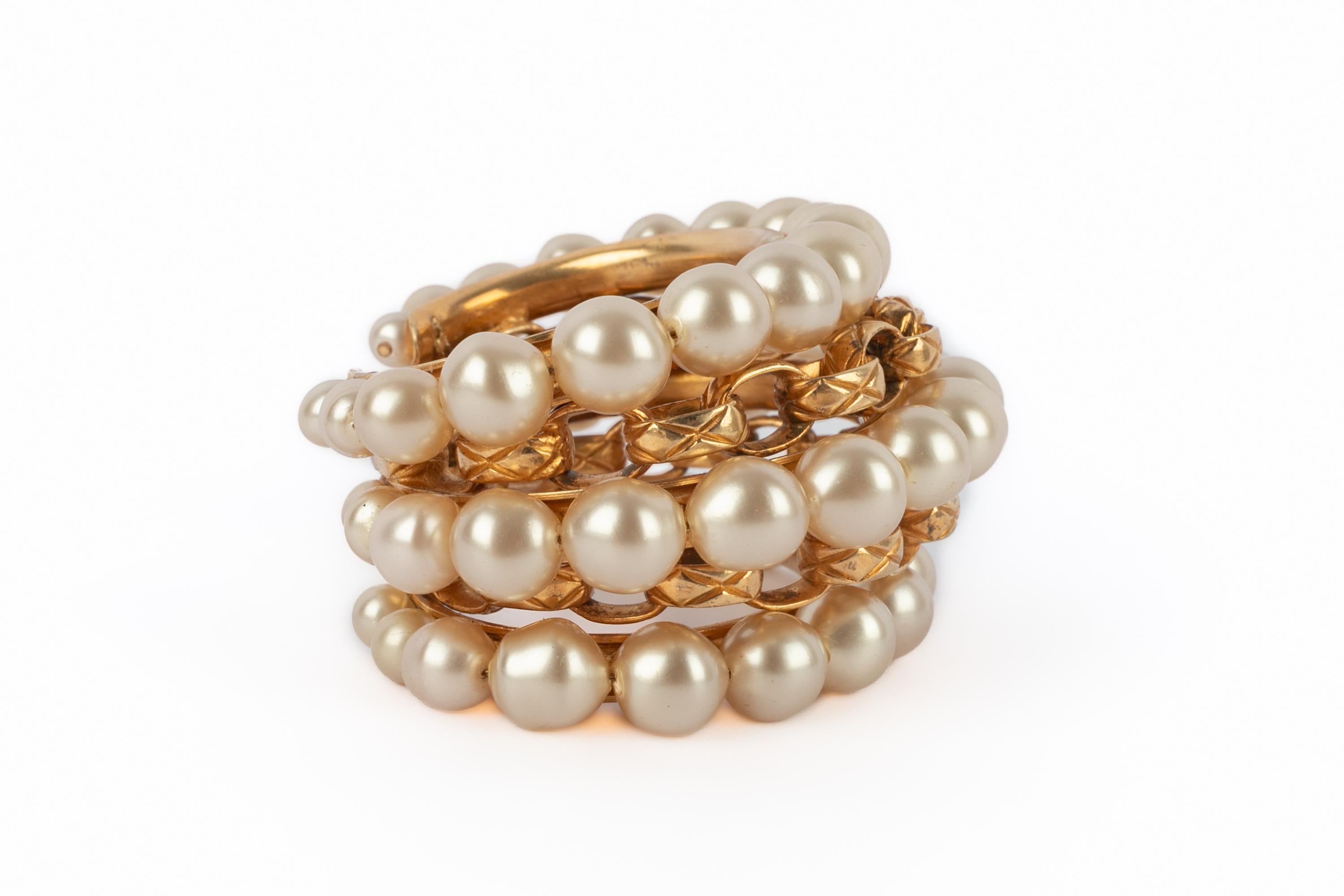 Chanel cuff bracelet For Sale 1
