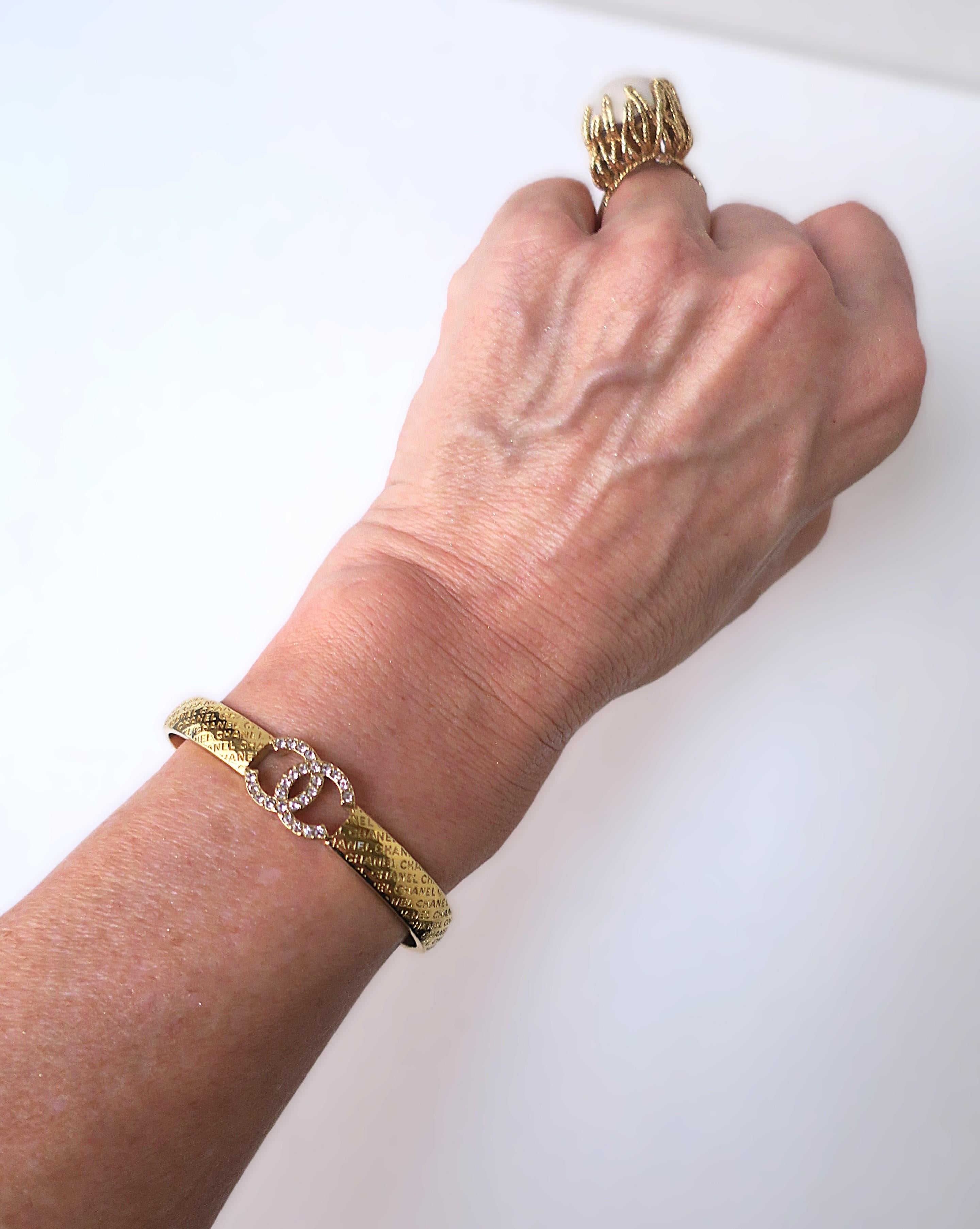 Bracelet Chanel en vente 1