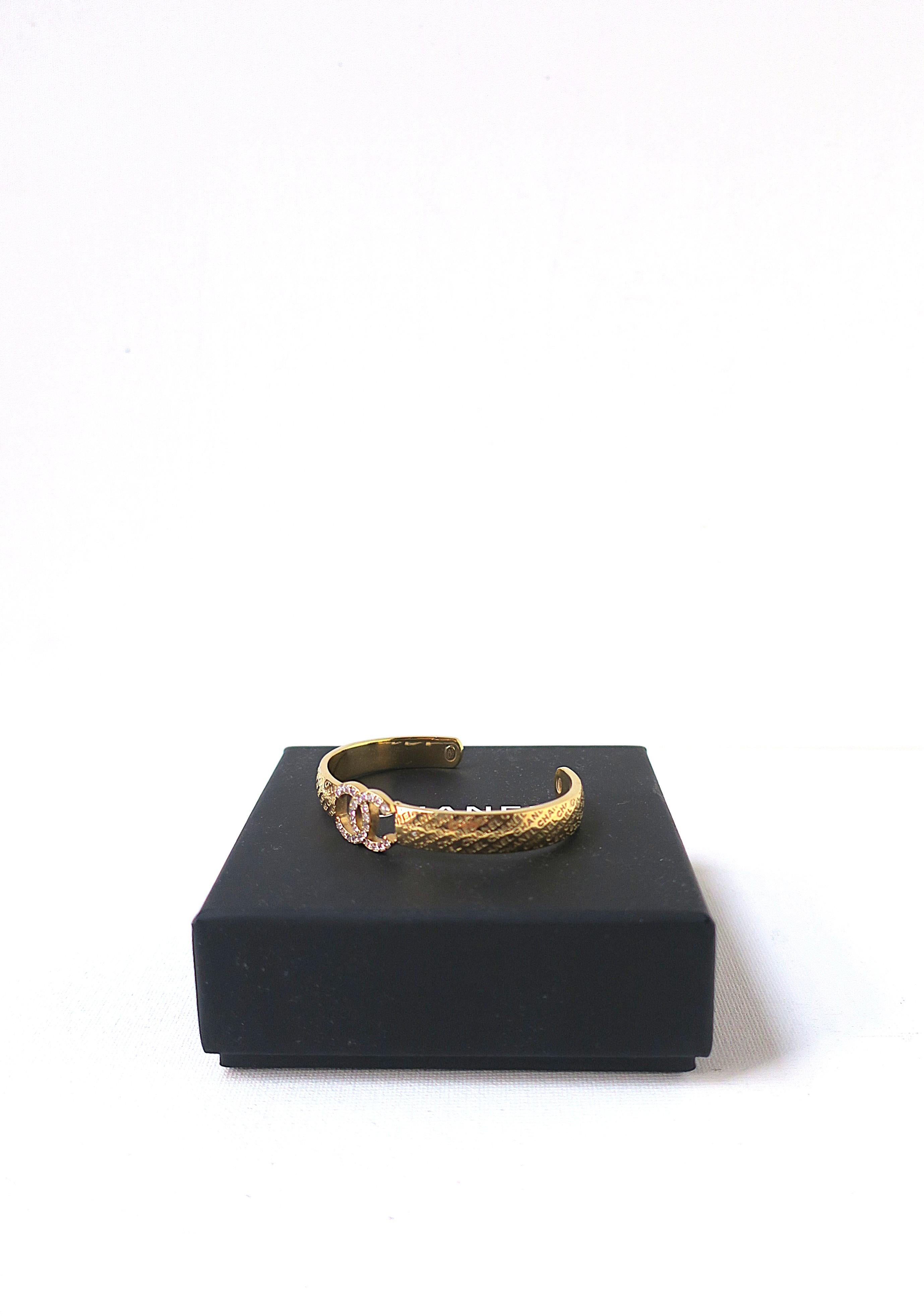 Bracelet Chanel en vente 3