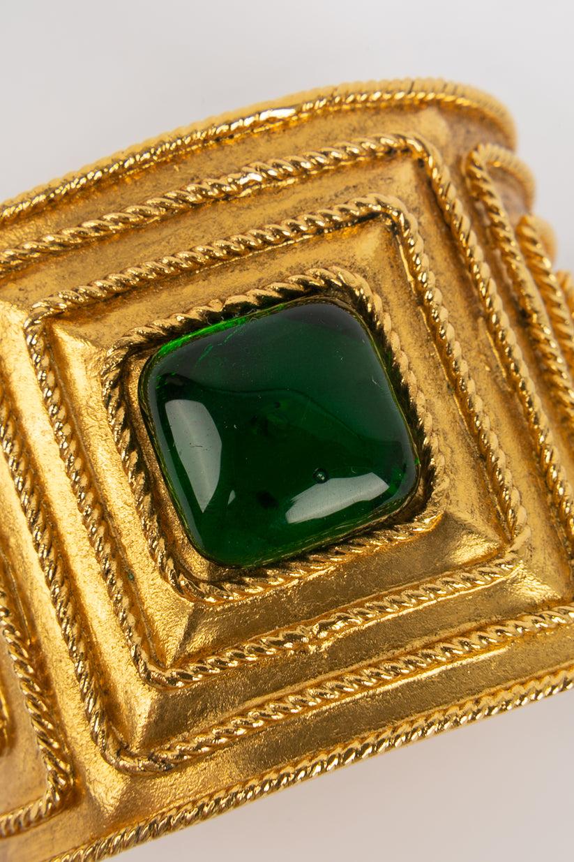 Women's Chanel Cuff Bracelet in Gilded Metal and Green Glass Paste, 1991