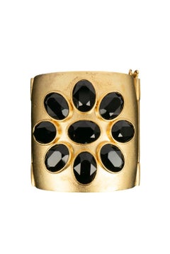 Chanel Cuff Bracelet in Gold Metal and Black Strass, 2001