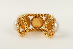 Chanel Cuff Bracelet in Golden Metal with Costume Pearly Cabochons, 1993