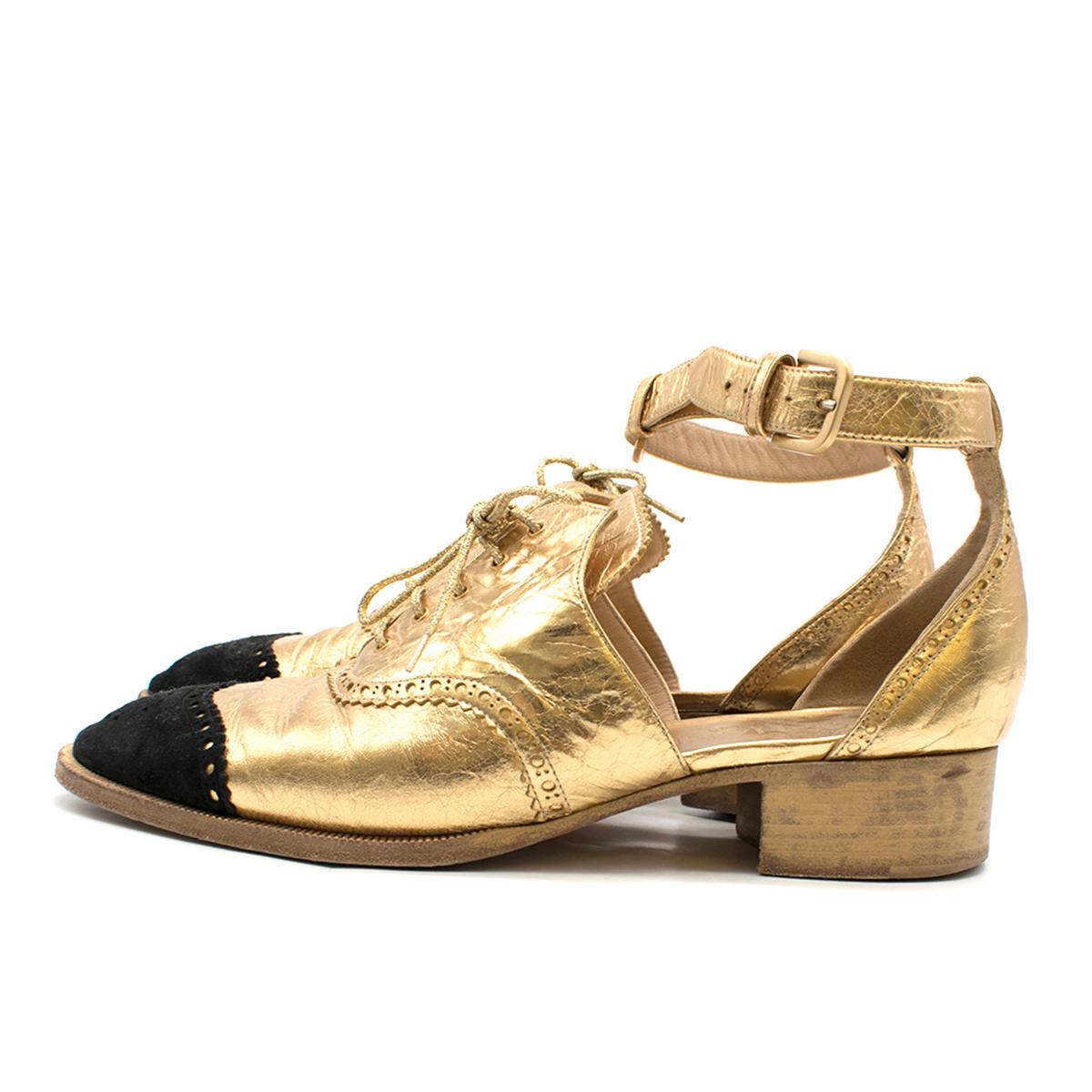 Gold Chanel cut-out gold leather brogue sandals Size 39