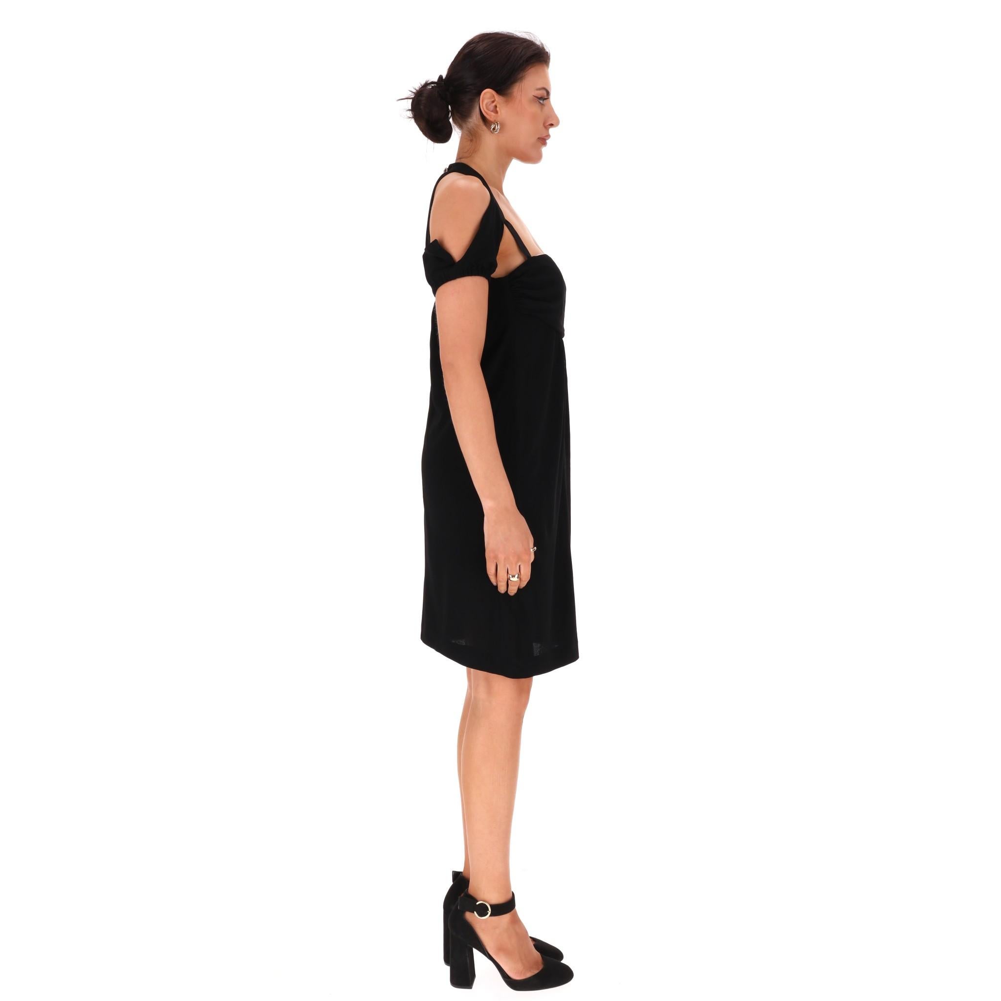 Nero Vestito Chanel con taglio sulle spalle in vendita