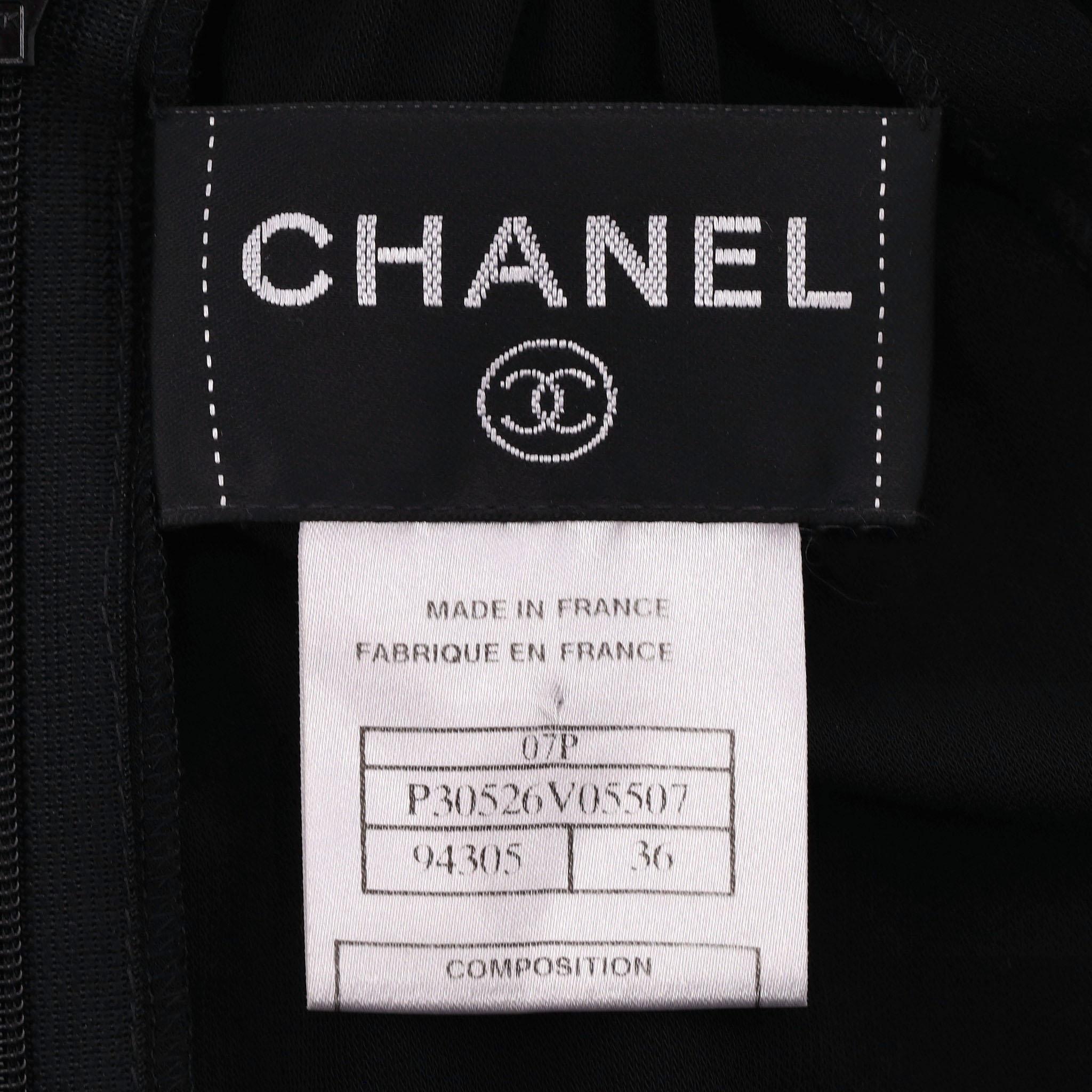 Vestito Chanel con taglio sulle spalle in vendita 2