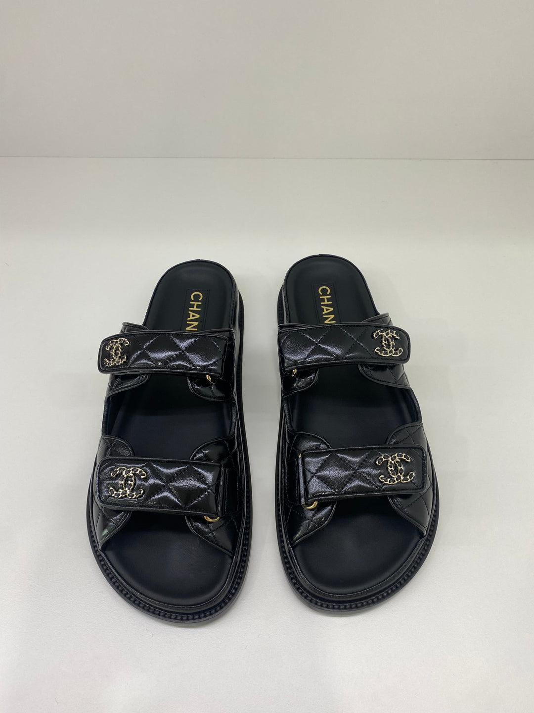Condition: Brand new

Colour: Black

Inclusion: Full set

Origin: France