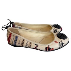 Chanel dancer Rue de Chambon 
With all-over print and writing.