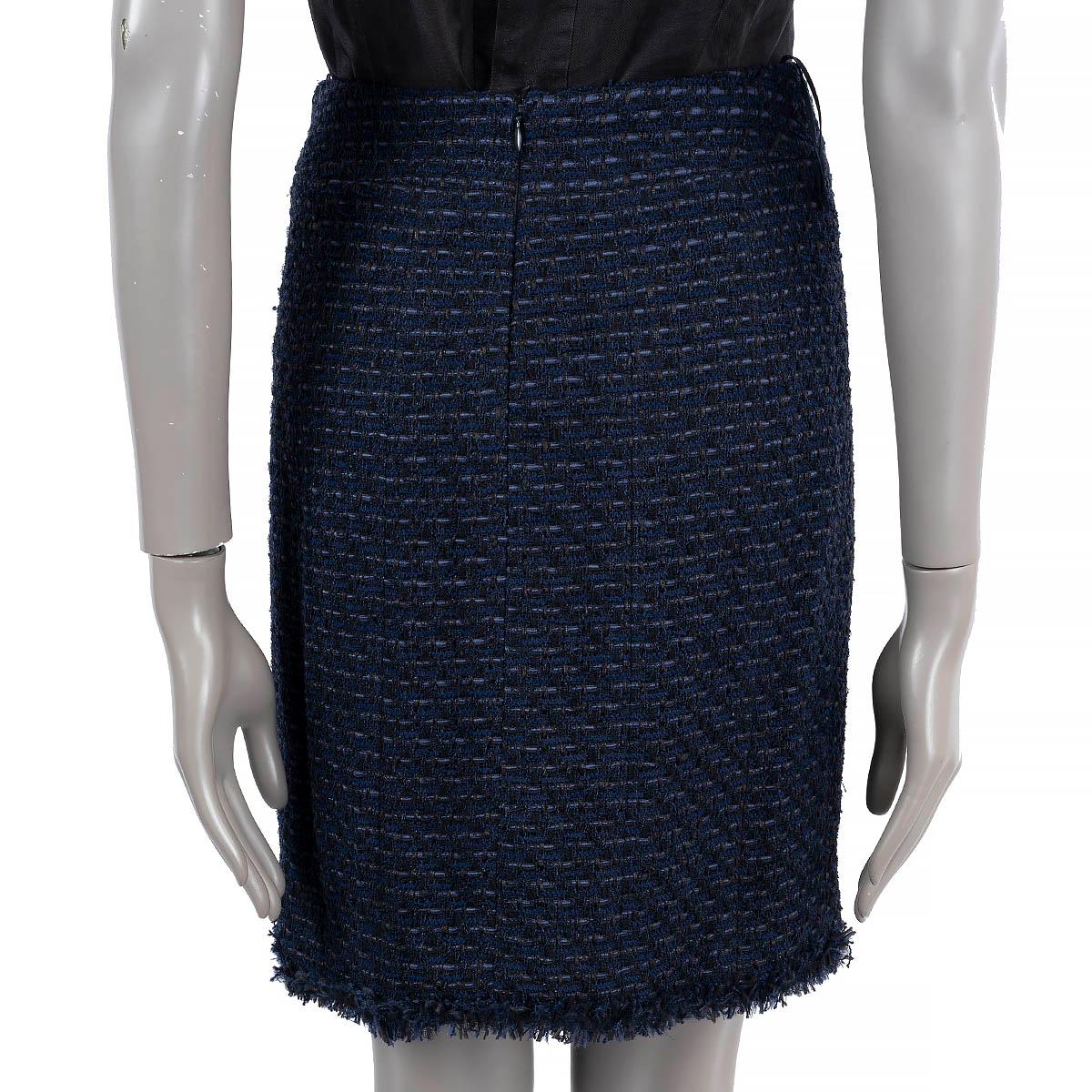 CHANEL dark blue & black 2006 06C LUREX TWEED Skirt 38 S For Sale 1