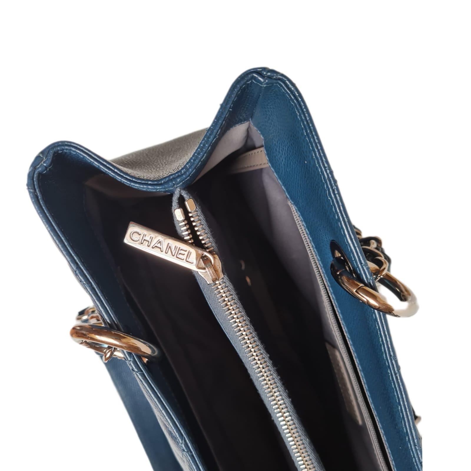 Women's Chanel Dark Blue Caviar Quilted GST SHW Bag