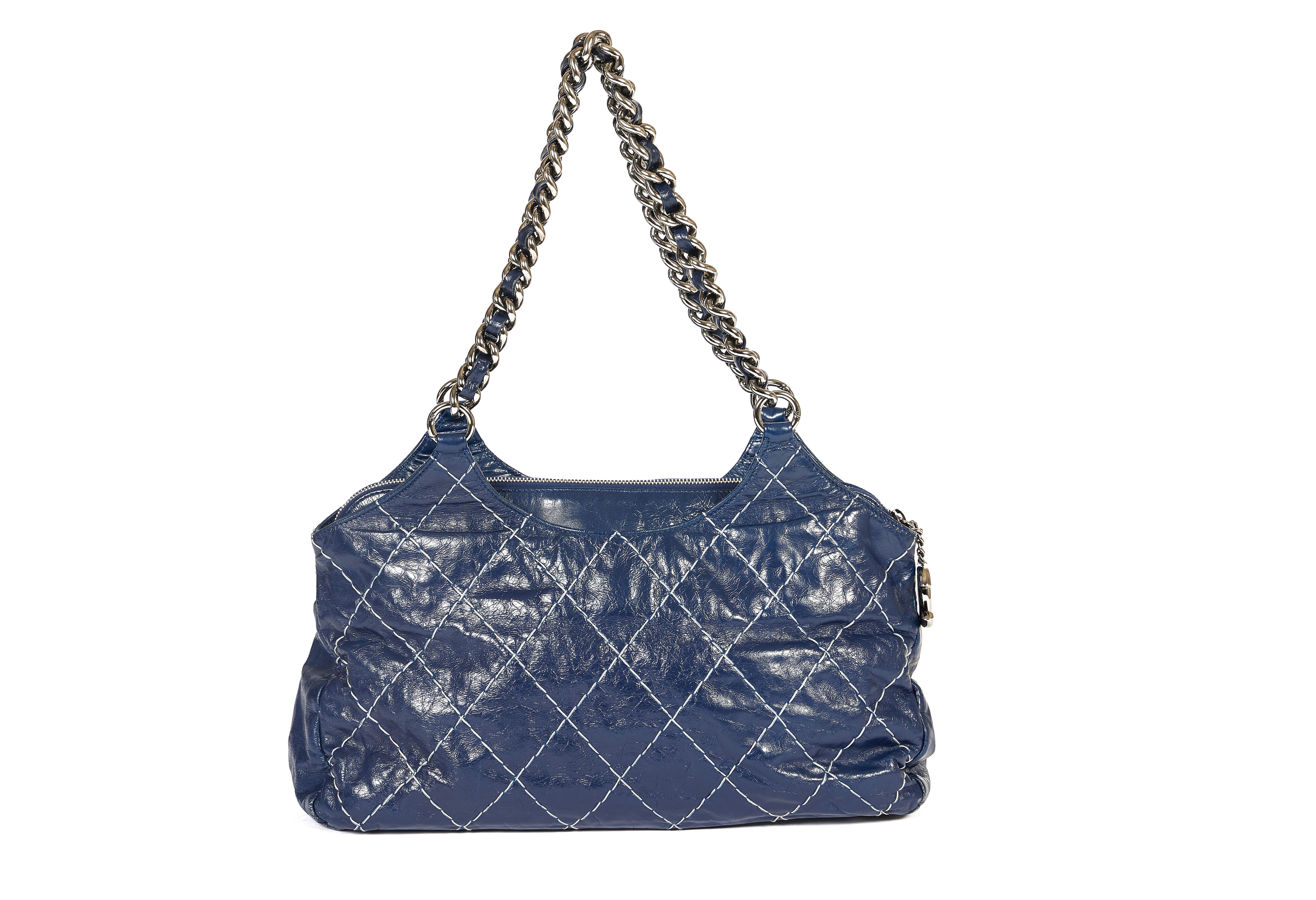 Chanel Dark Blue Distressed Shoulder Bag In Excellent Condition For Sale In West Hollywood, CA