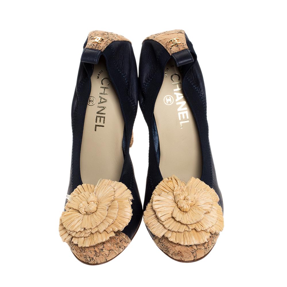 Black Chanel Dark Blue Leather And Raffia Camellia Scrunch Cork Block Heel Pumps Size 