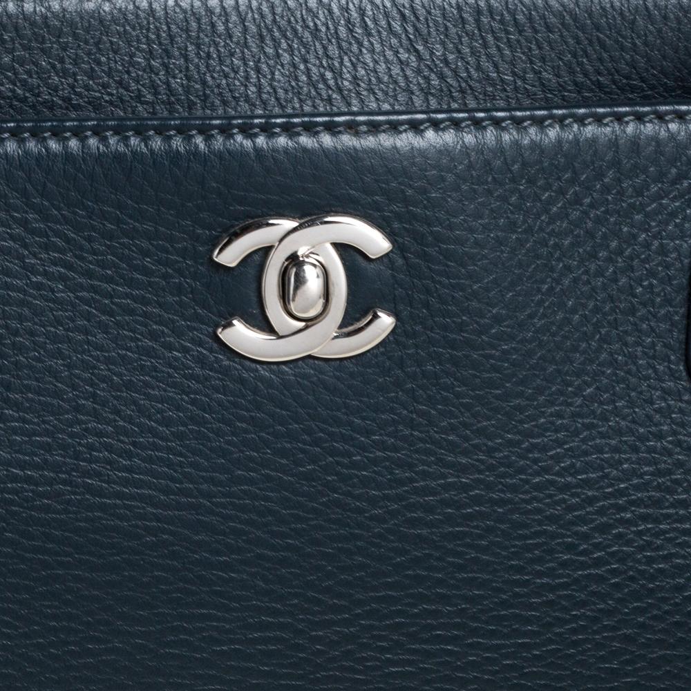 Chanel Dark Blue Leather Small Cerf Executive Tote 1