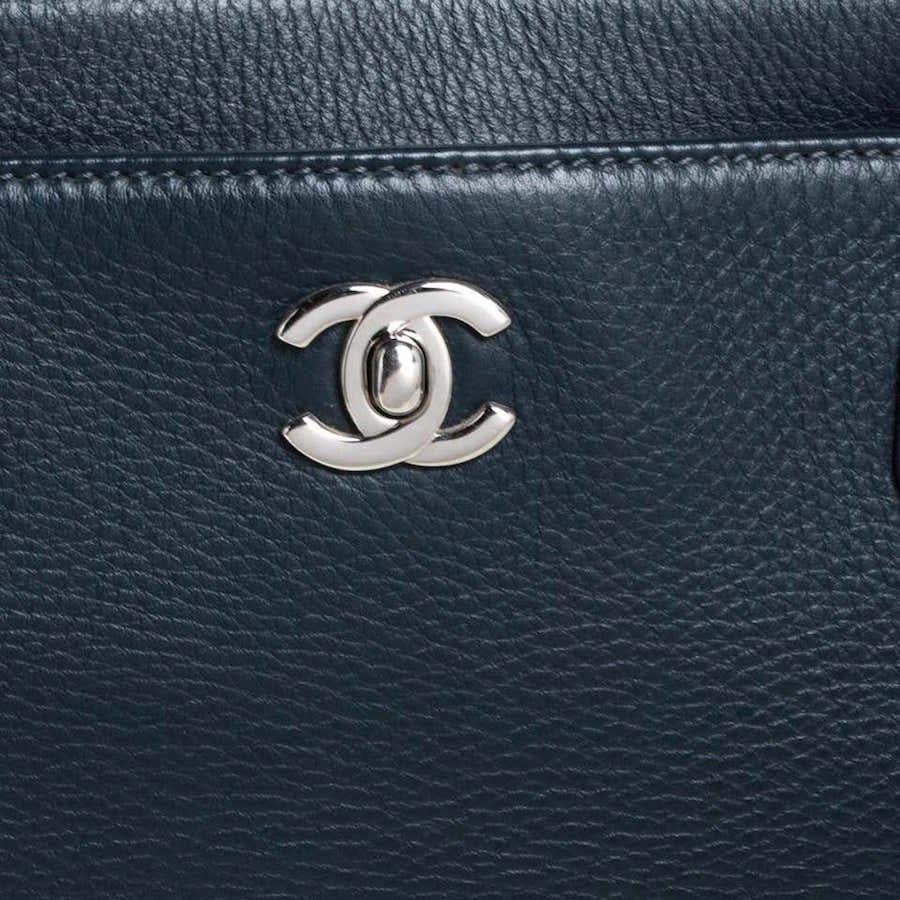 chanel cerf tote small