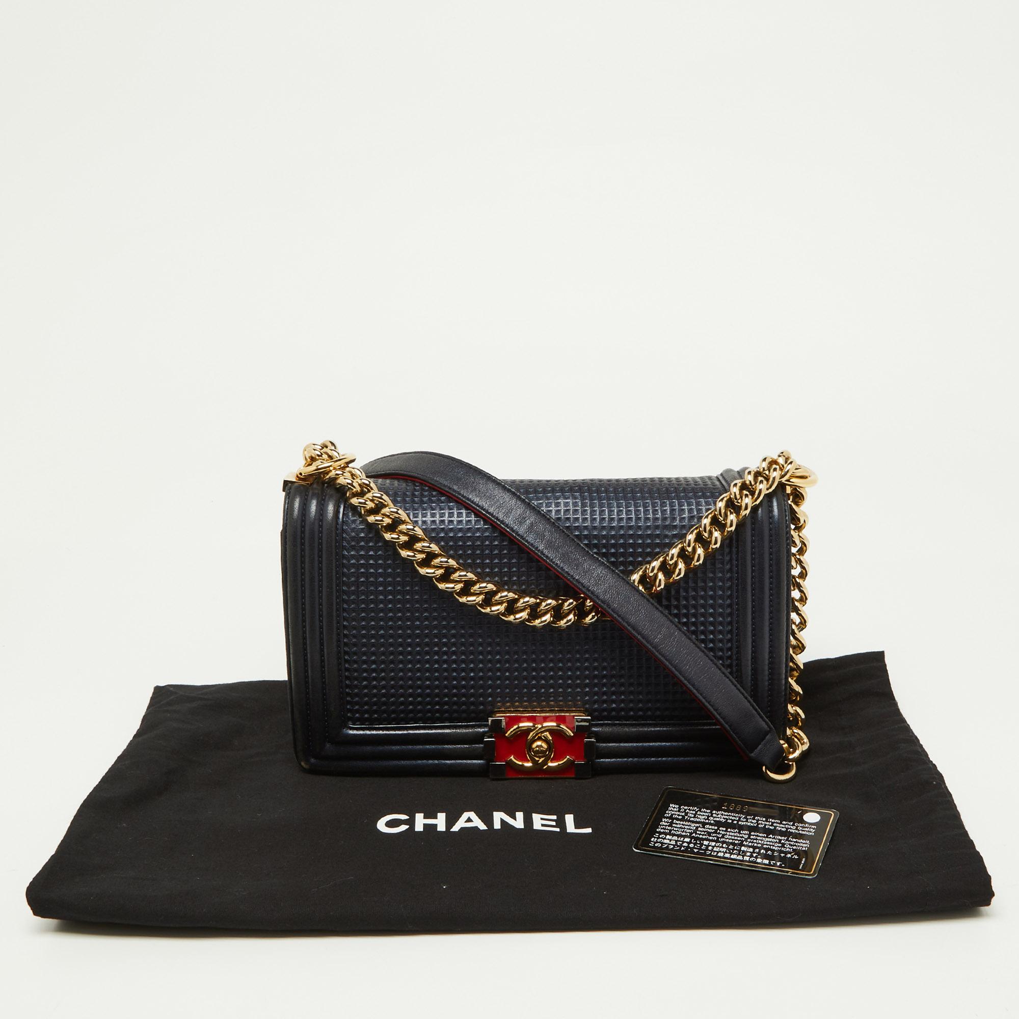Chanel Dark Blue/Red Cube Embossed Leather Medium Boy Flap Bag For Sale 9