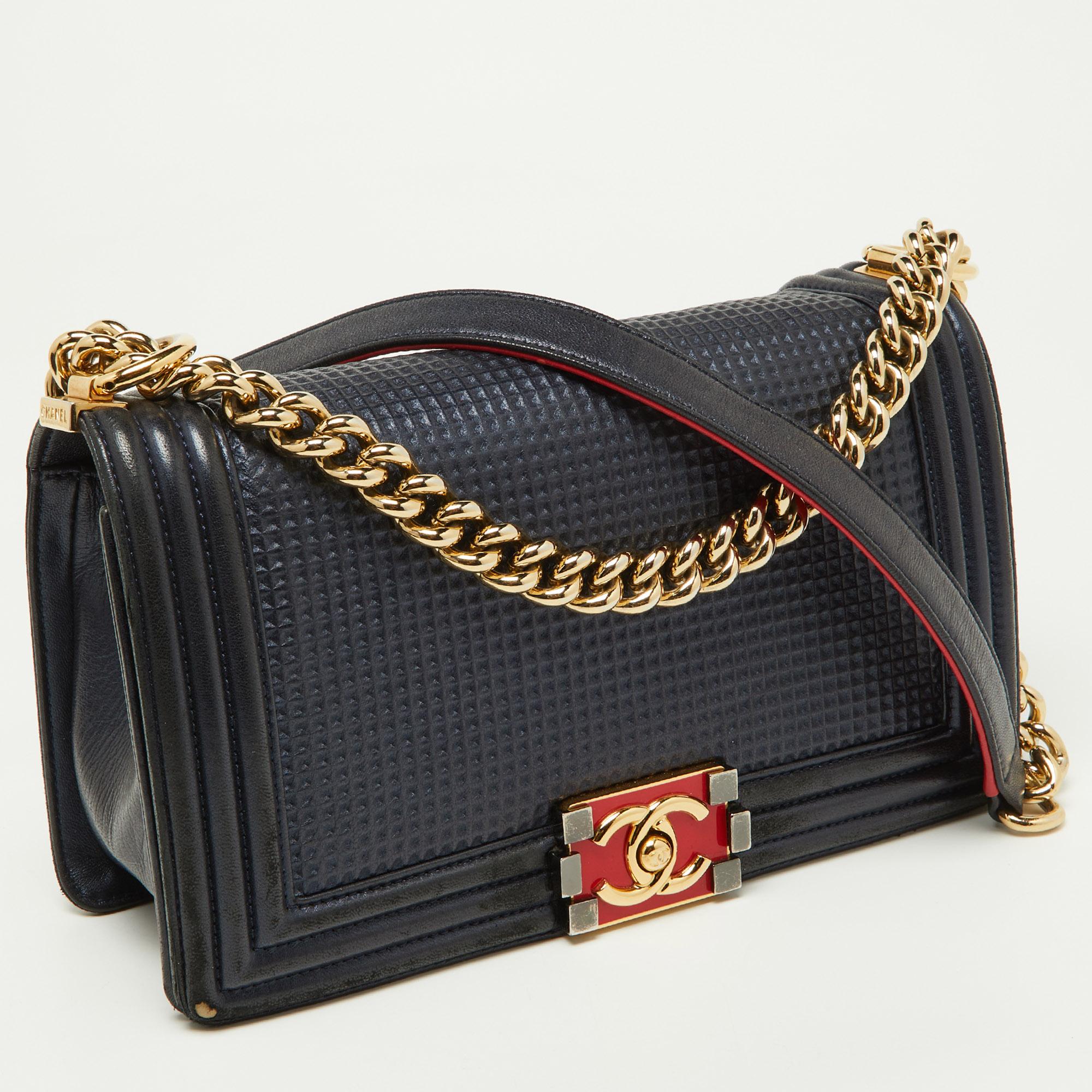 Chanel Dark Blue/Red Cube Embossed Leather Medium Boy Flap Bag For Sale 10
