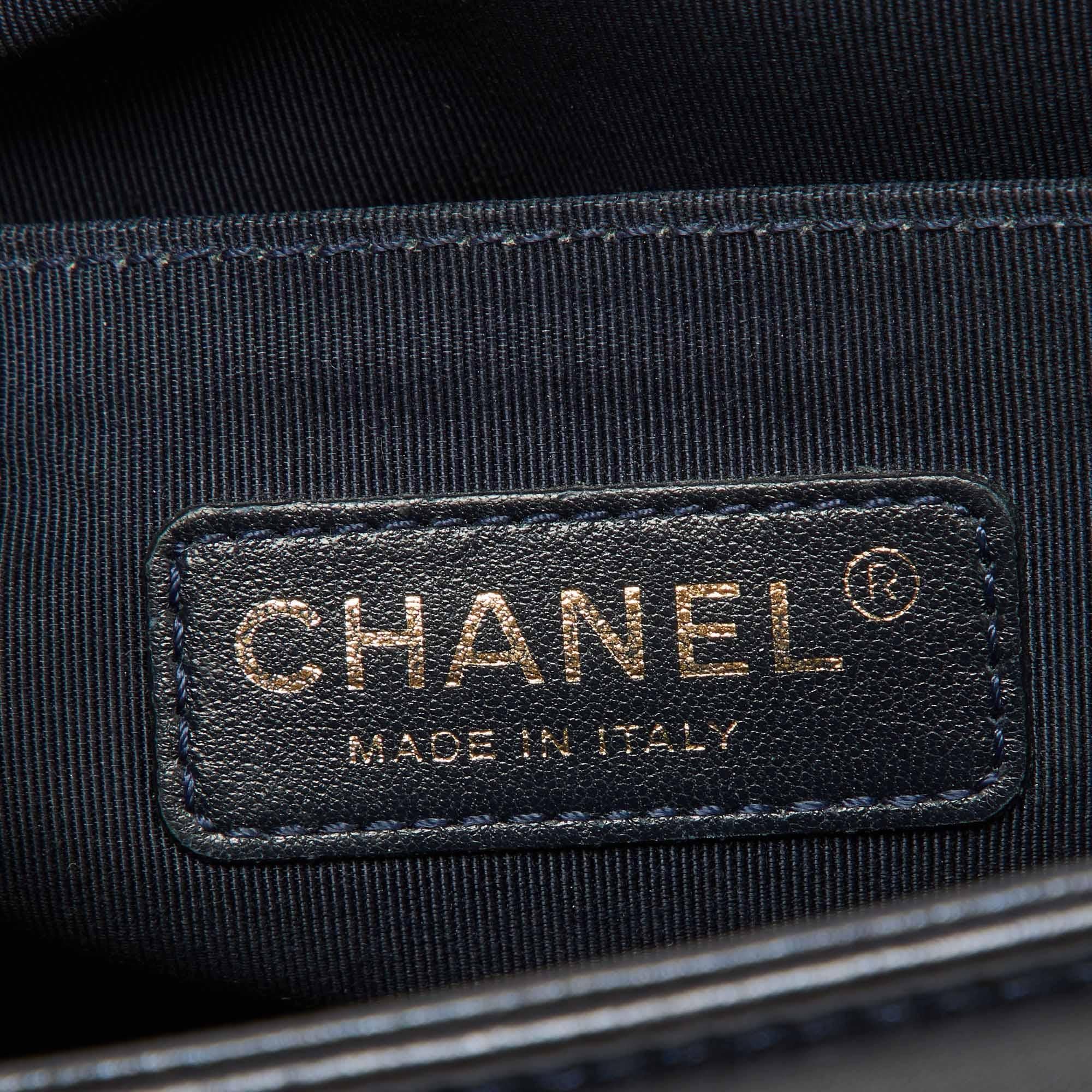 Chanel Dark Blue/Red Cube Embossed Leather Medium Boy Flap Bag 3