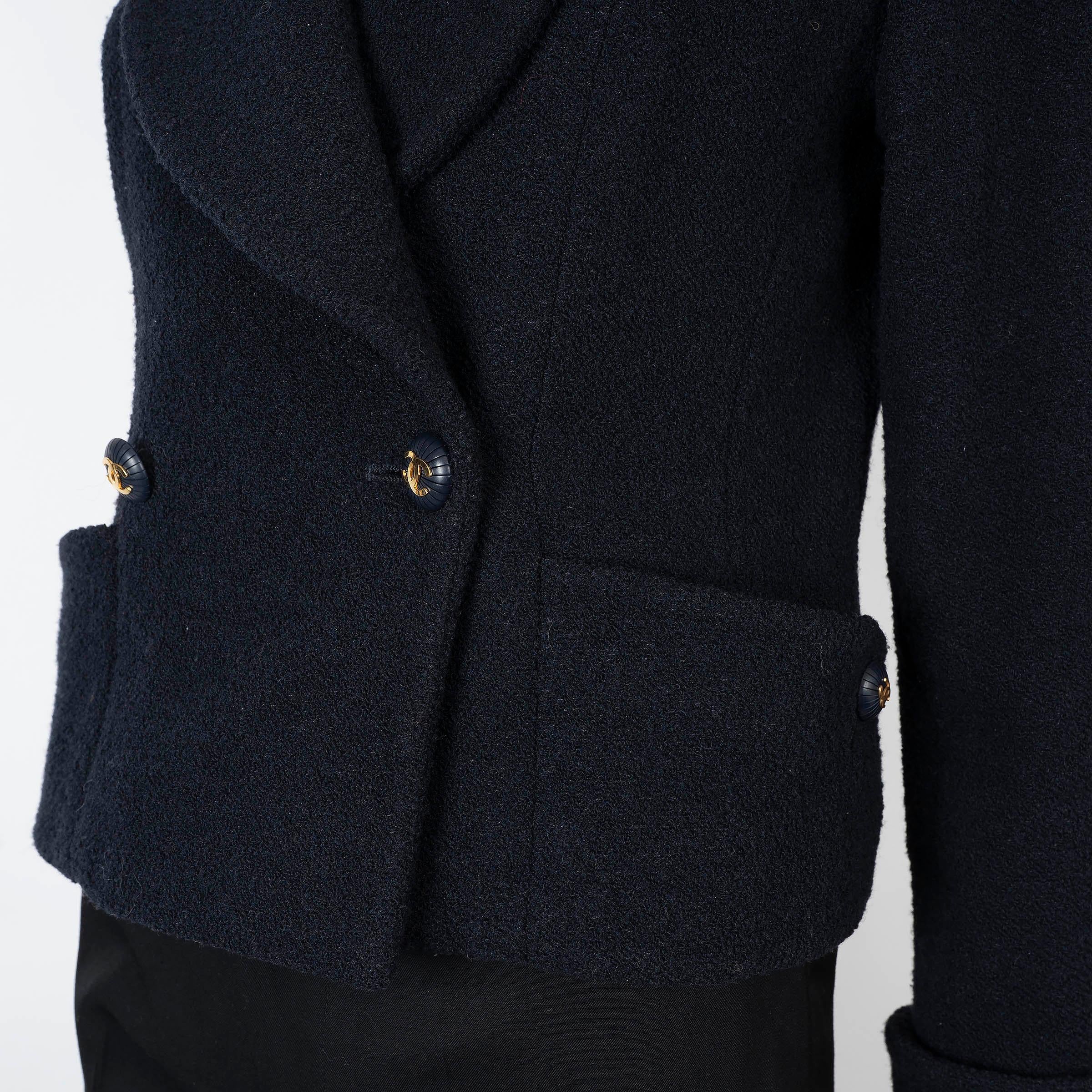 CHANEL Veste 93P CROPPED TWEED en laine bleu foncé M en vente 1