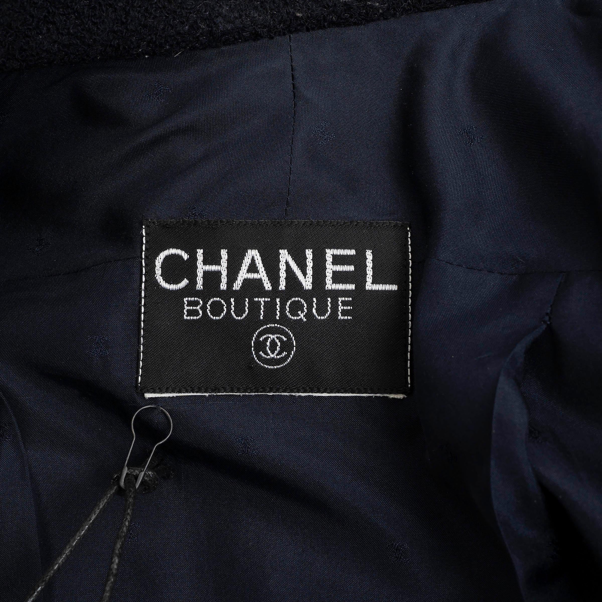 CHANEL Veste 93P CROPPED TWEED en laine bleu foncé M en vente 2