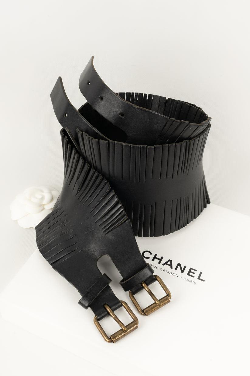 Ceinture en métal et cuir doré foncé de Chanel, 1999 en vente 5