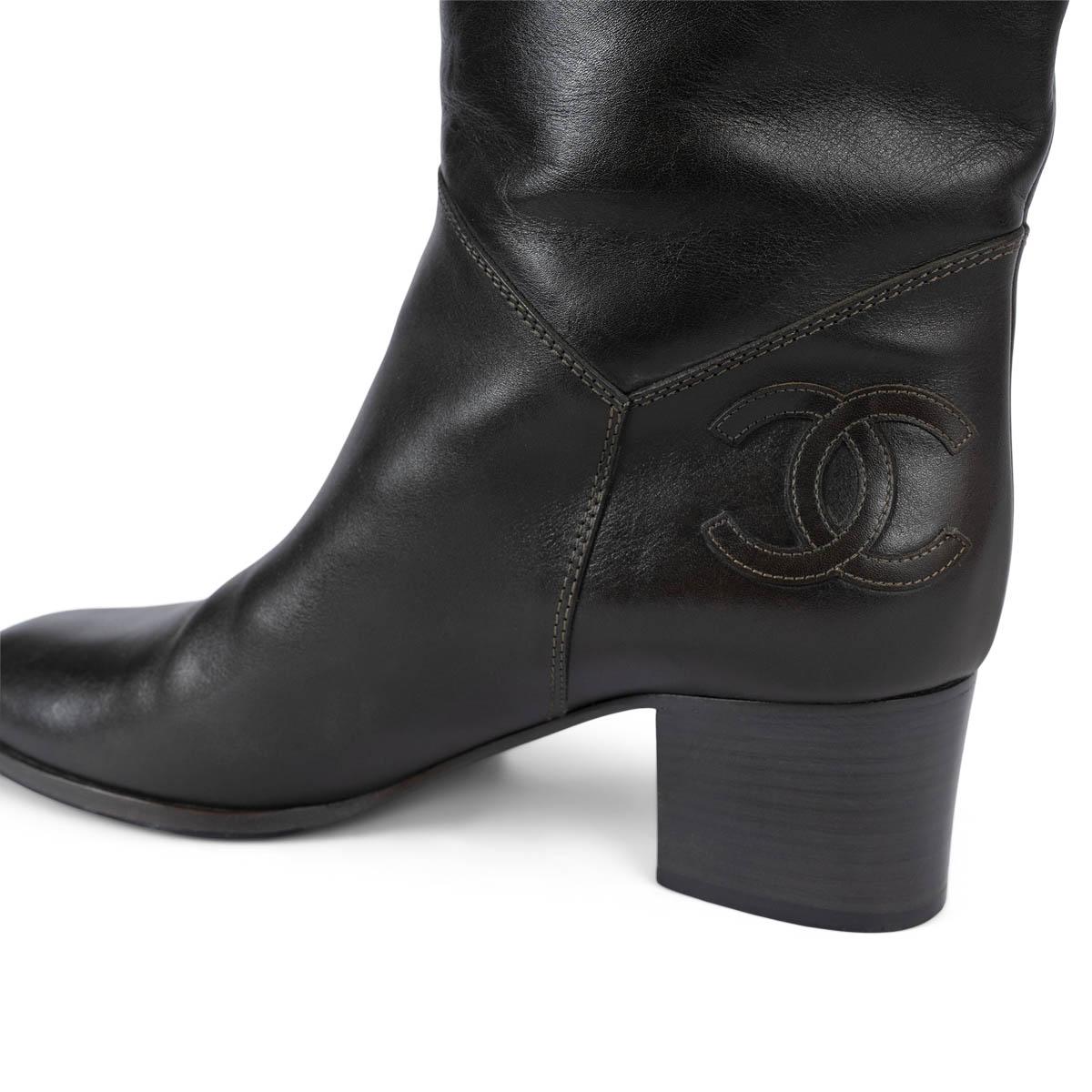 CHANEL dark green leather 2013 13A EDINBURGH Boots Shoes 39 For Sale 3