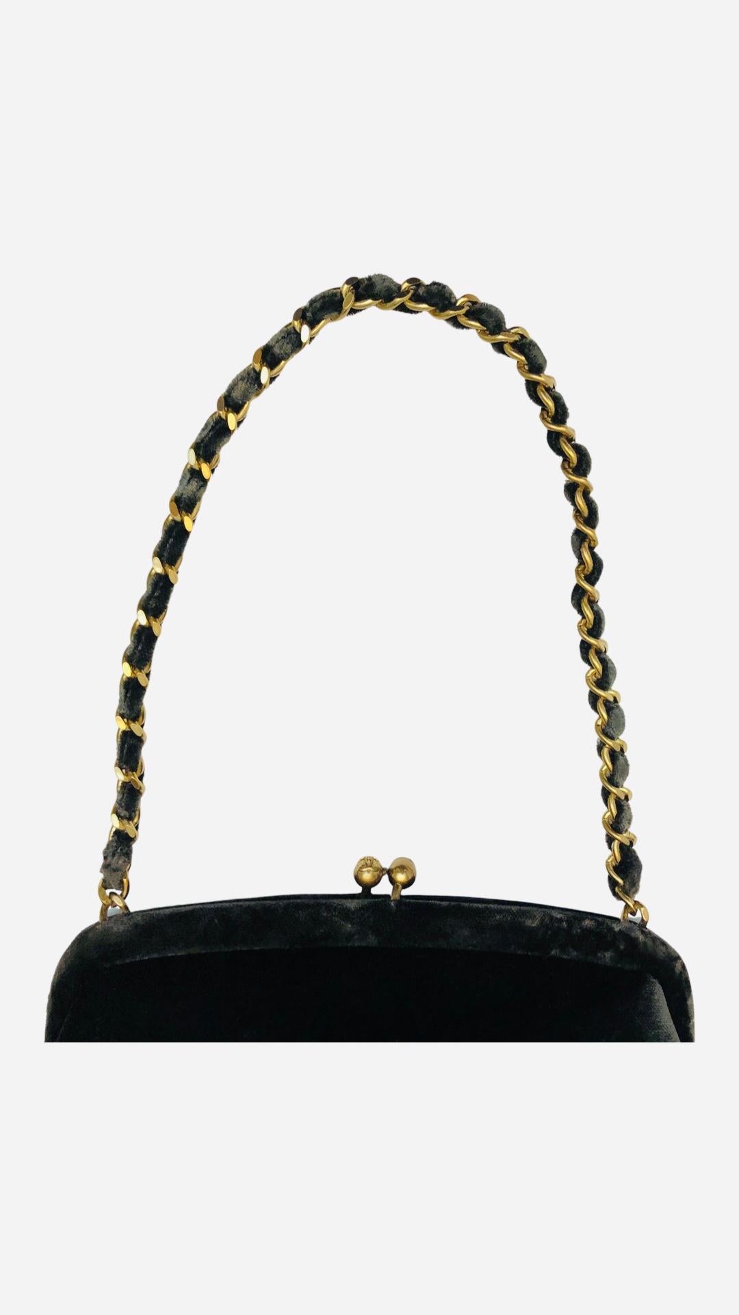 Black Chanel dark green velvet purse handbag For Sale